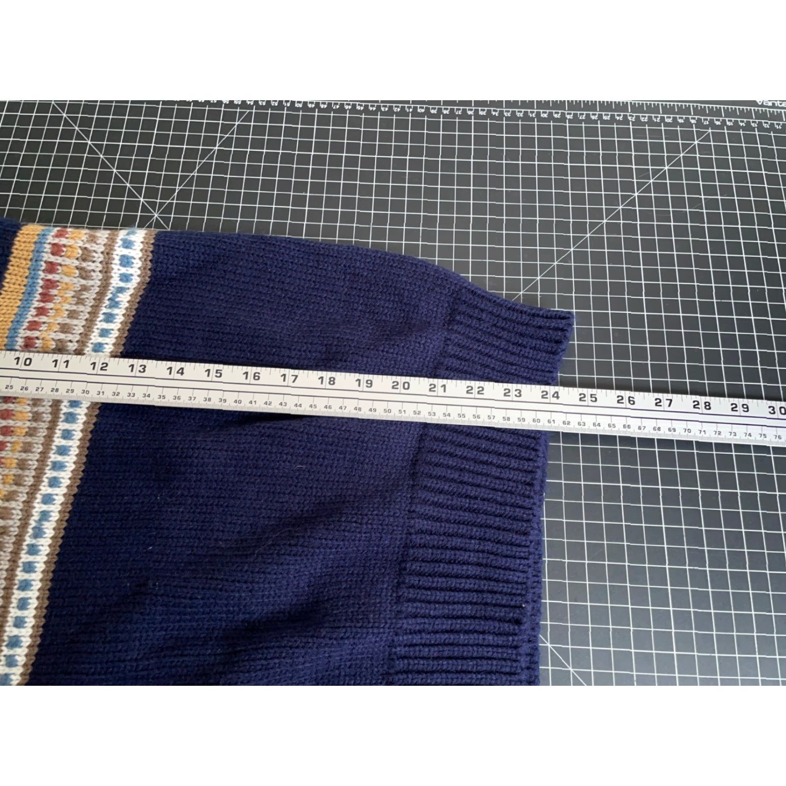 Vintage VINTAGE L'Abeille Beeline Geometric Sweater Womens Small Dark Blue Crewneck 80s 90s Retro Ski Winter Casual Mens? Size S / US 4 / IT 40 - 7 Thumbnail