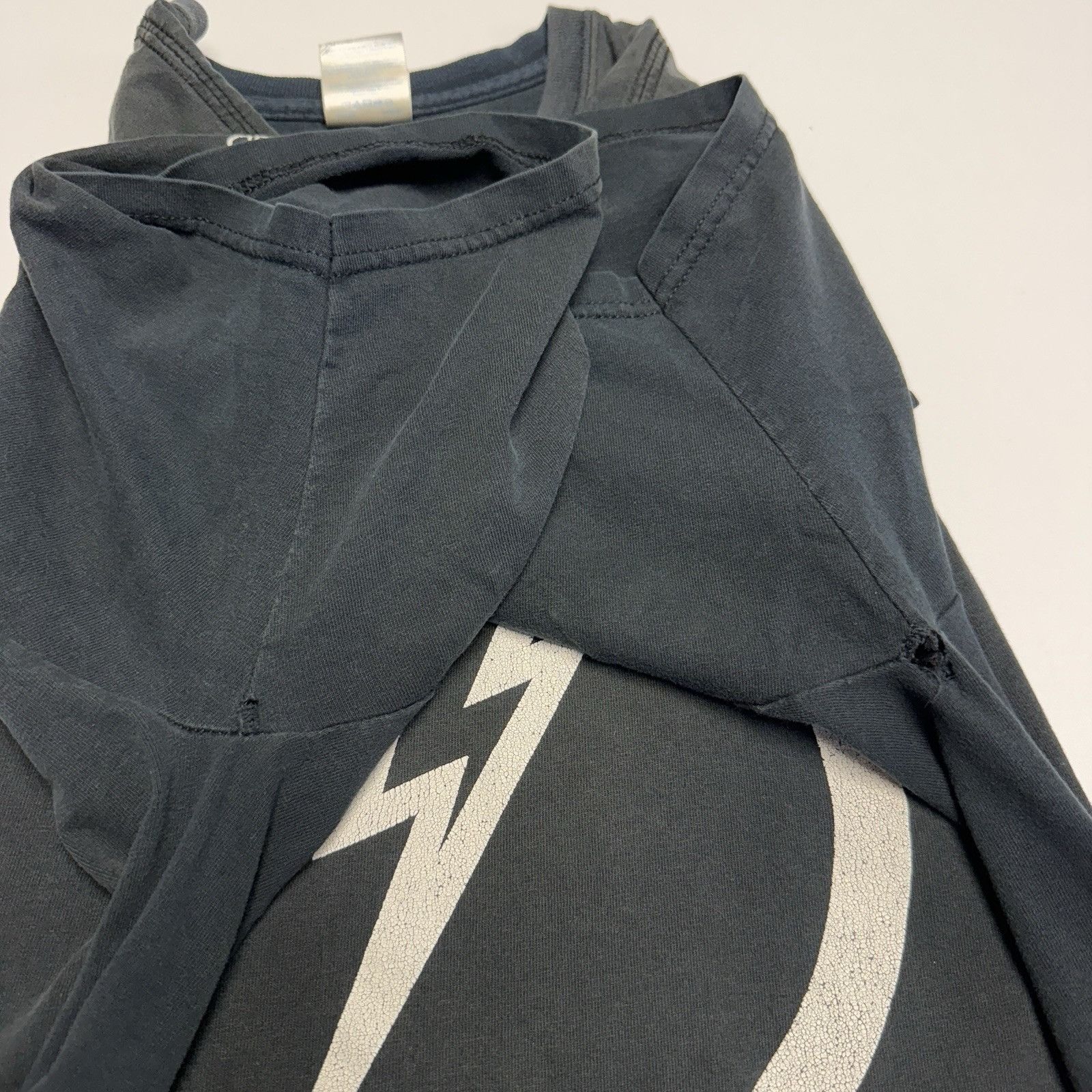 Vintage Vintage Taser T Shirt Mens XL 23.5x29 Black Short Sleeve Size US XL / EU 56 / 4 - 5 Thumbnail