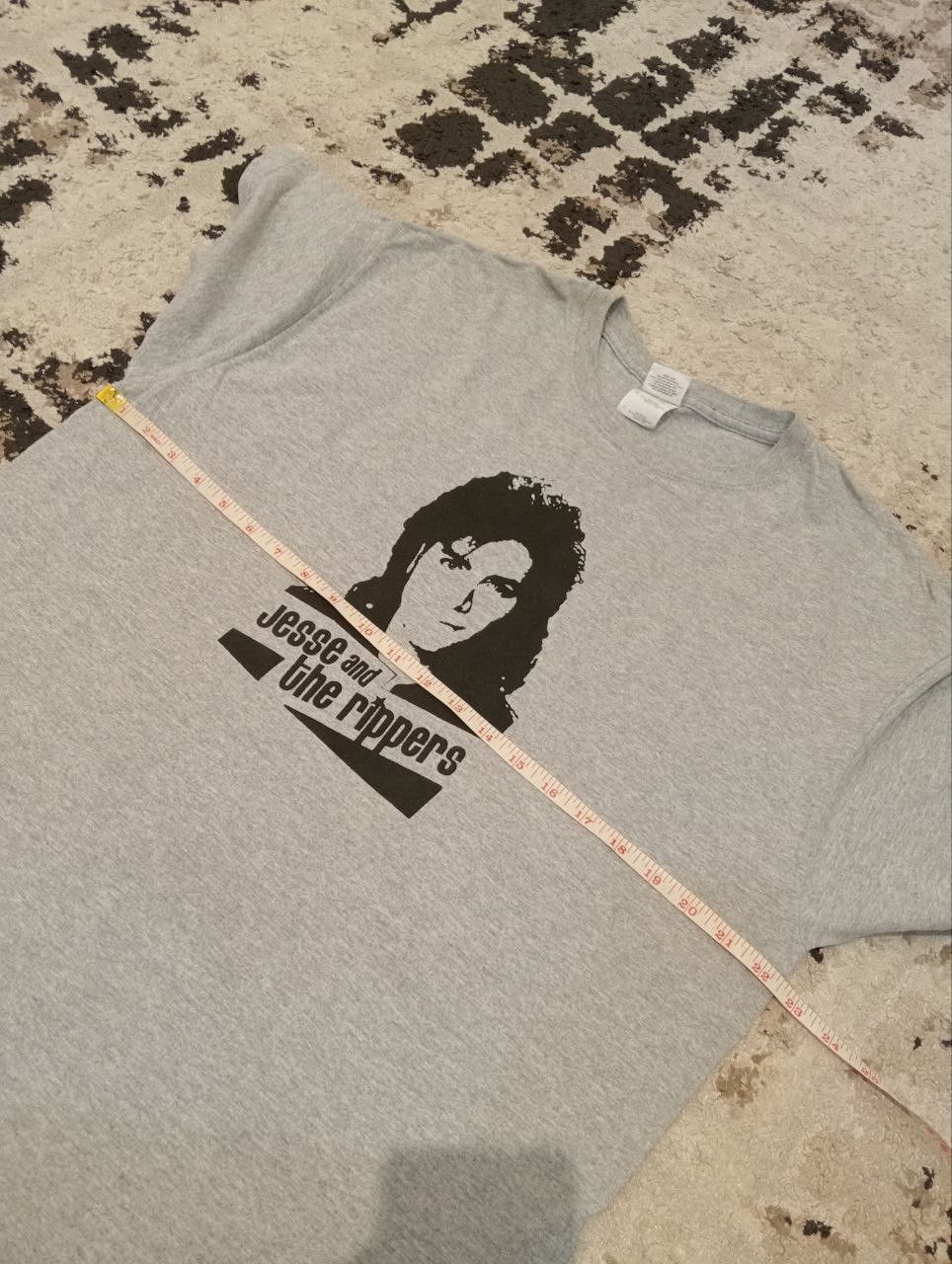 Band Tees Vintage Jesse and The Rippers Tees - Size L Size US L / EU 52-54 / 3 - 6 Thumbnail