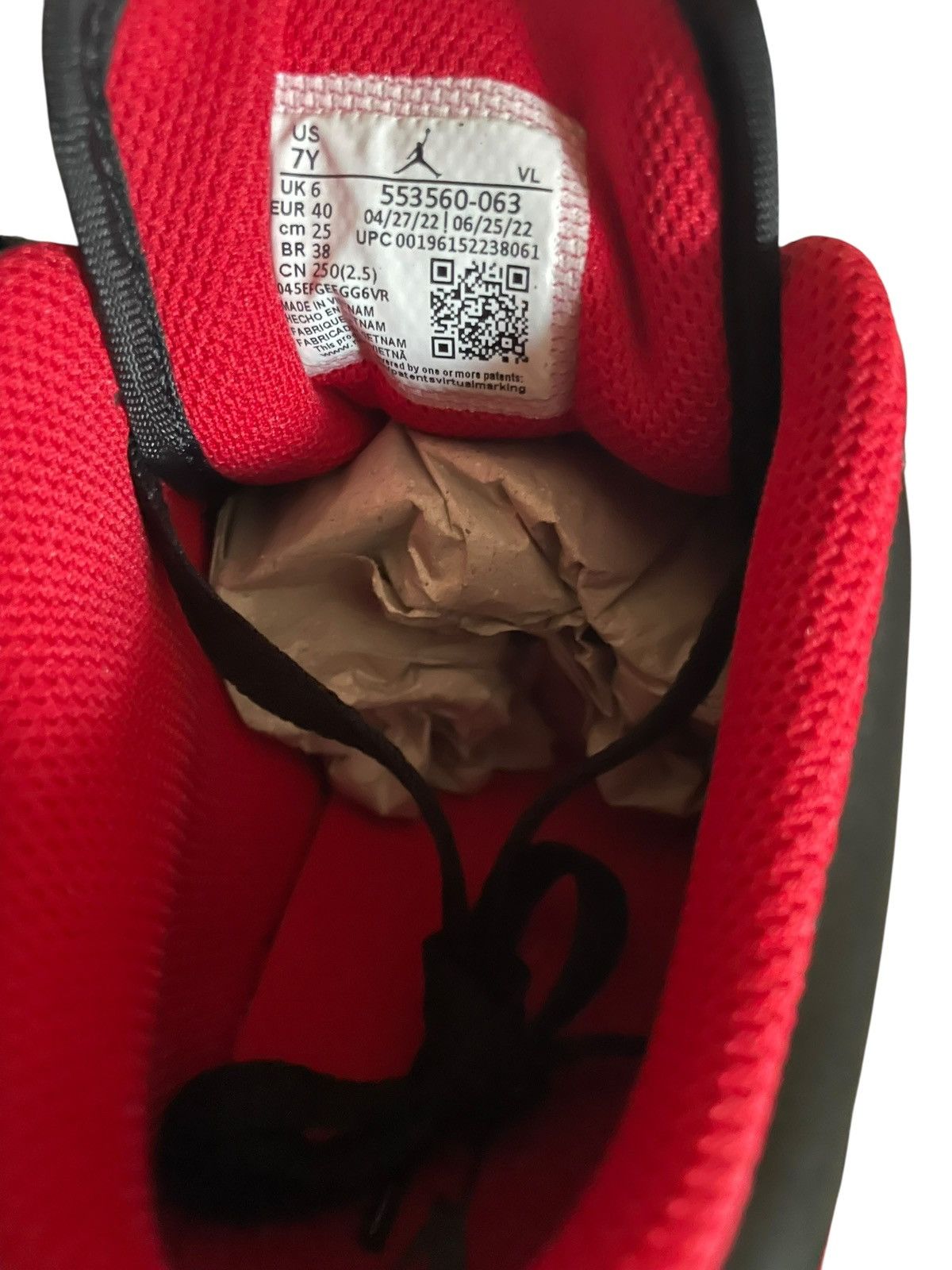 Jordan Brand × Nike Air Jordan 1 Low Black Fire Red GS (553560-063) Size US 7 / EU 40 - 7 Thumbnail
