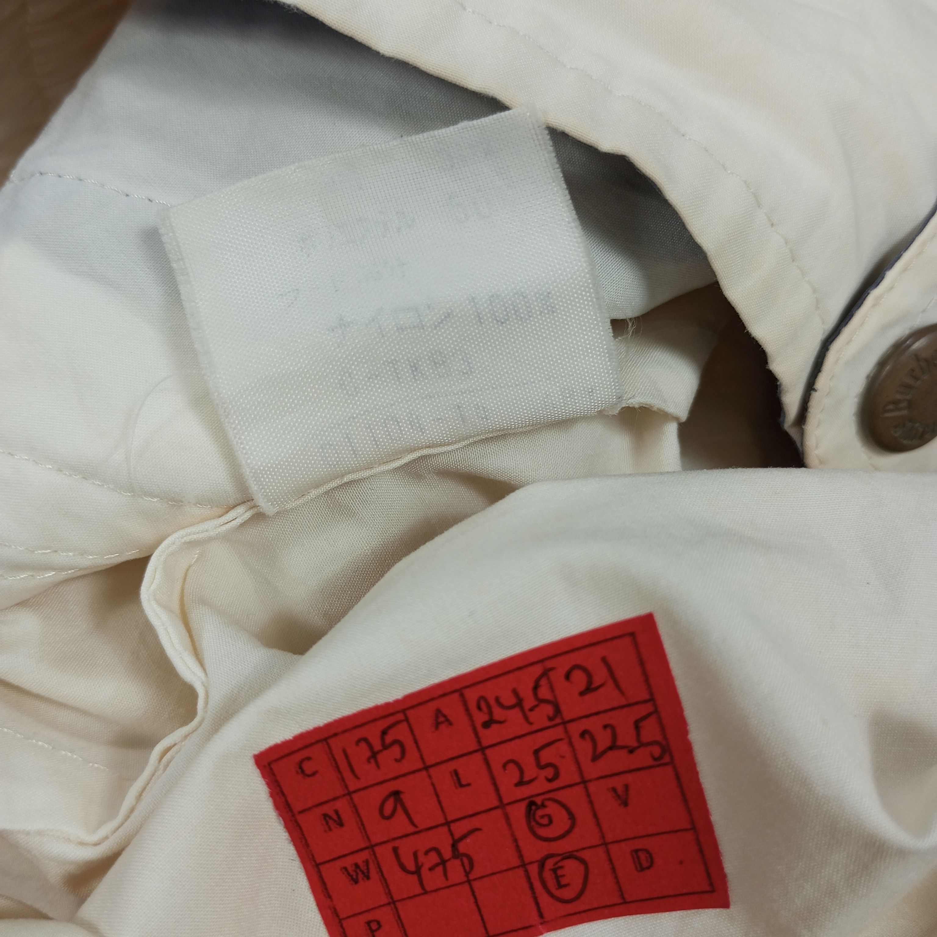 Burberry × Vintage Burberrys Skulls Design Custom Art Windbreaker Jacket Size US L / EU 52-54 / 3 - 12 Thumbnail