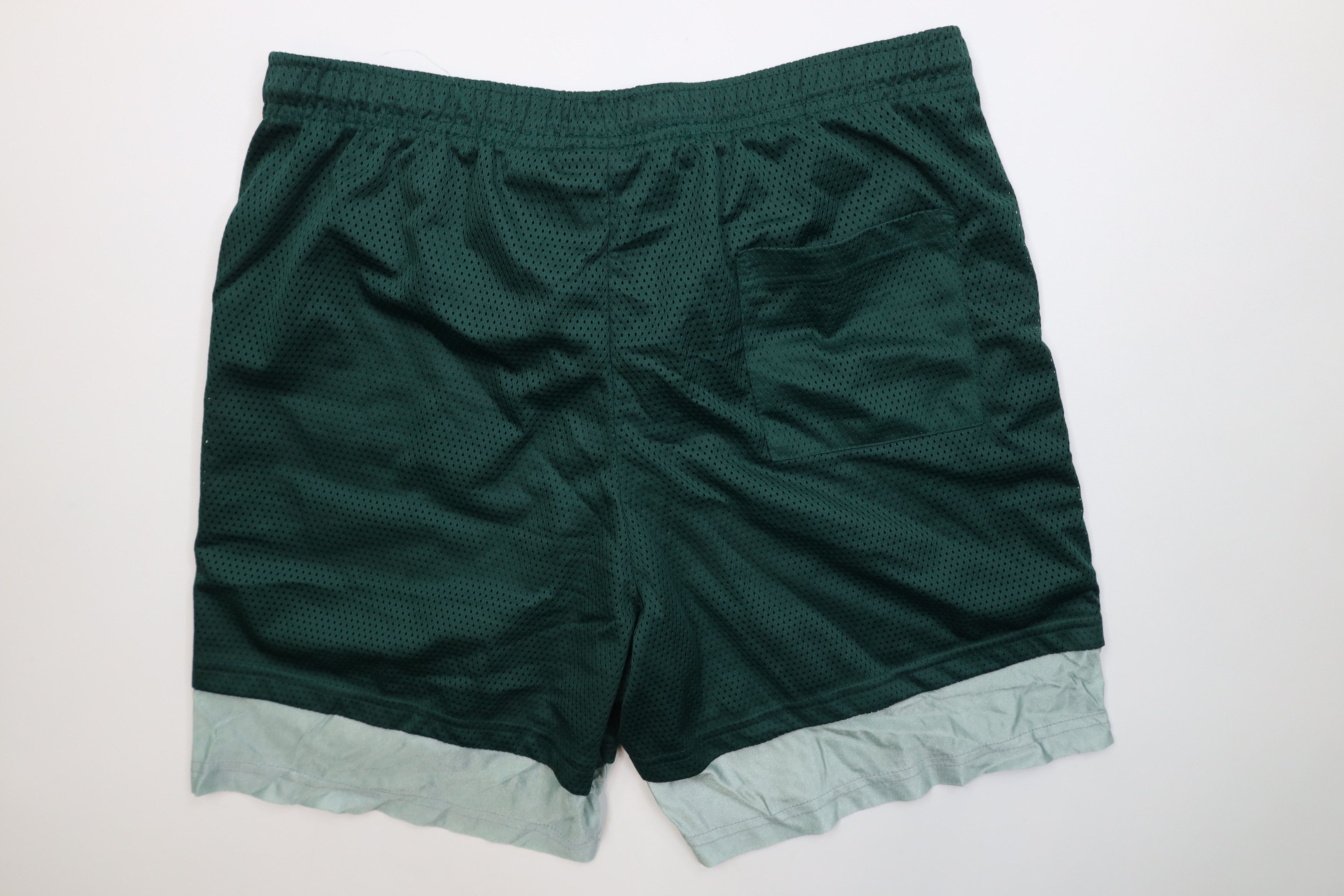 Vintage Vintage 90s Streetwear Layered Above Knee Mesh Shorts Green Size US 32 / EU 48 - 9 Thumbnail