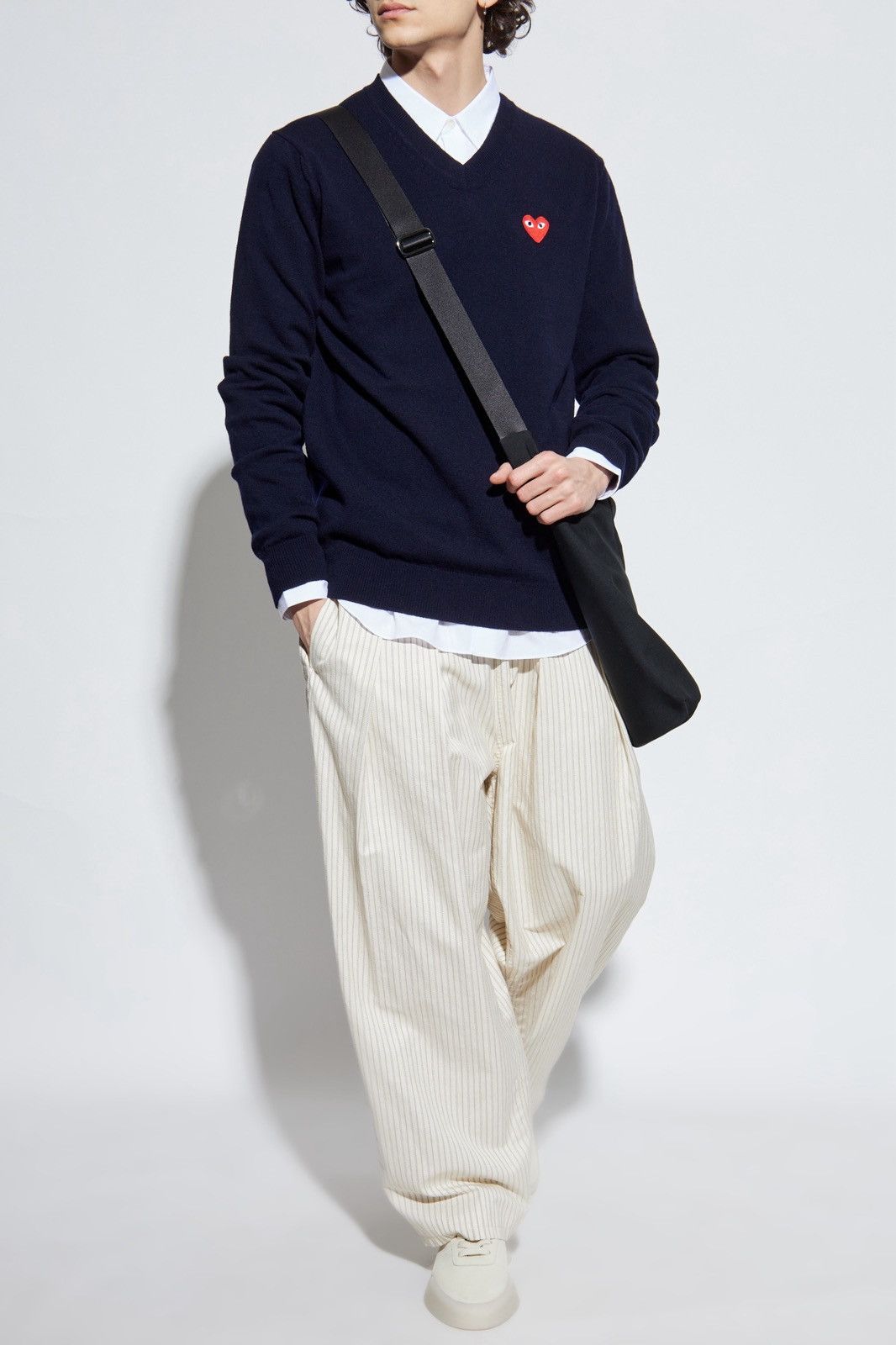 Comme des Garcons Comme des Garçons Blue PLAY V-neck Sweater Japan Medium Size US M / EU 48-50 / 2 - 1 Thumbnail