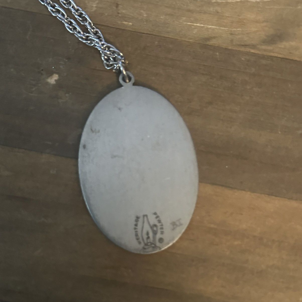 Vintage Vintage Heritage Pewter oval sketched owl pendant necklace Size ONE SIZE - 4 Thumbnail