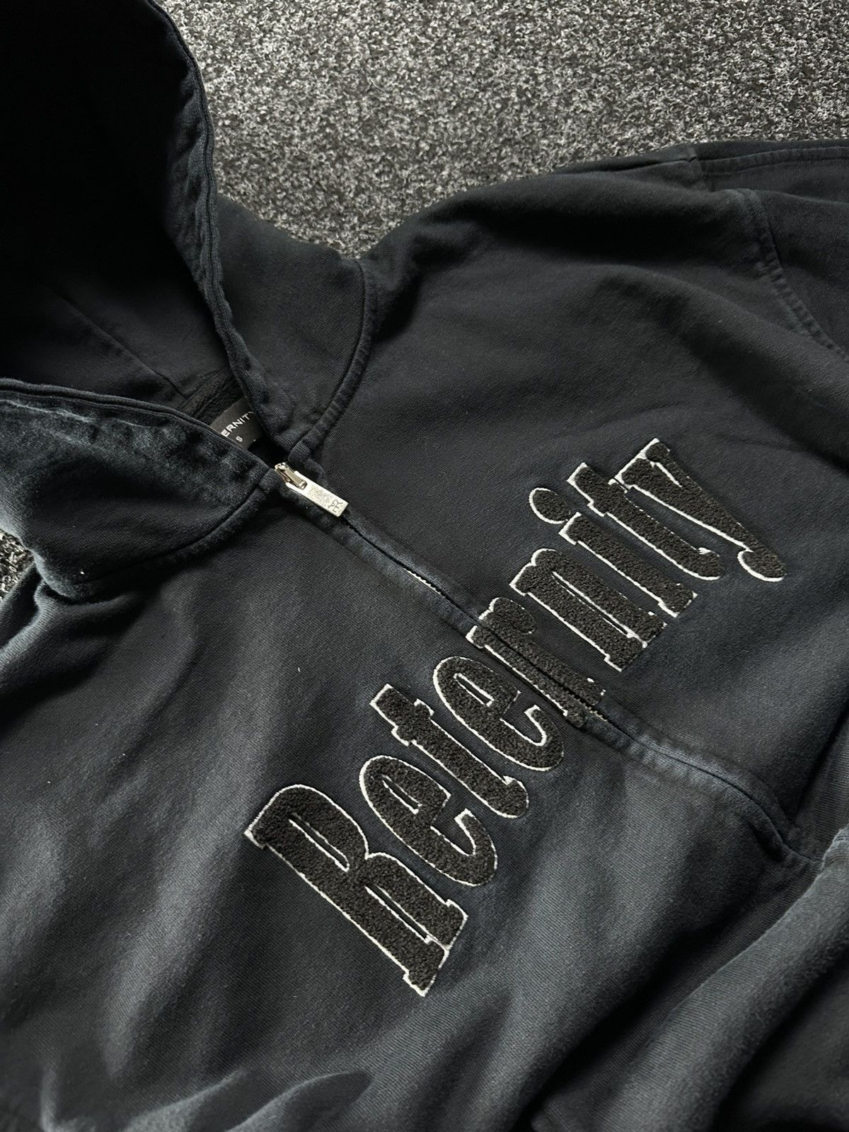 Other 🚨 RARE RETERNITY BIG TEDDY LOGO BOXY HOODIE Y2k sk8 Size US S / EU 44-46 / 1 - 4 Thumbnail
