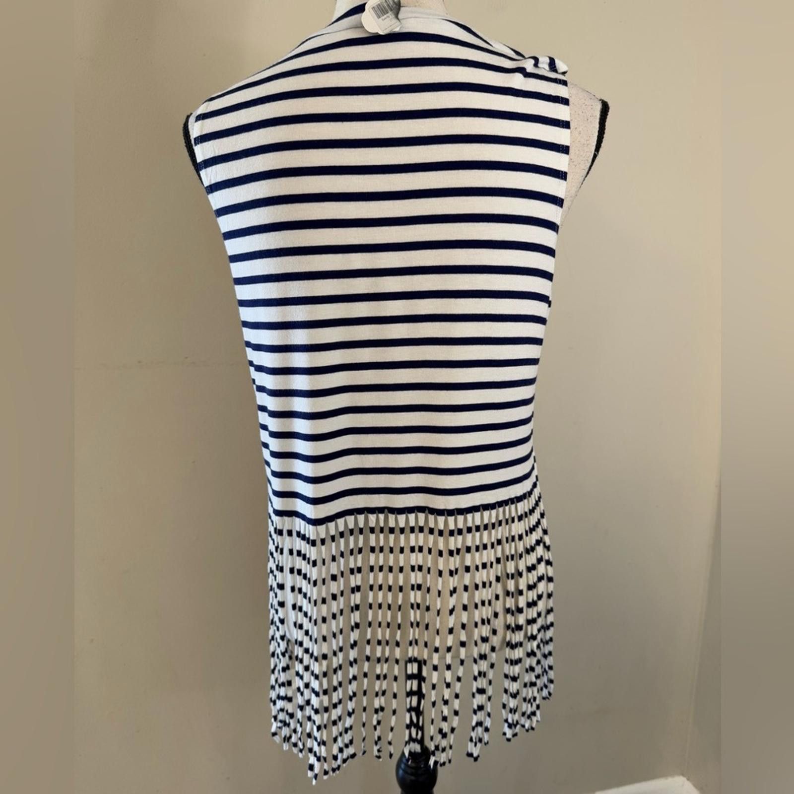 Everlane Everly navy & white striped fringe tank top SZ Medium Size M / US 6-8 / IT 42-44 - 3 Thumbnail
