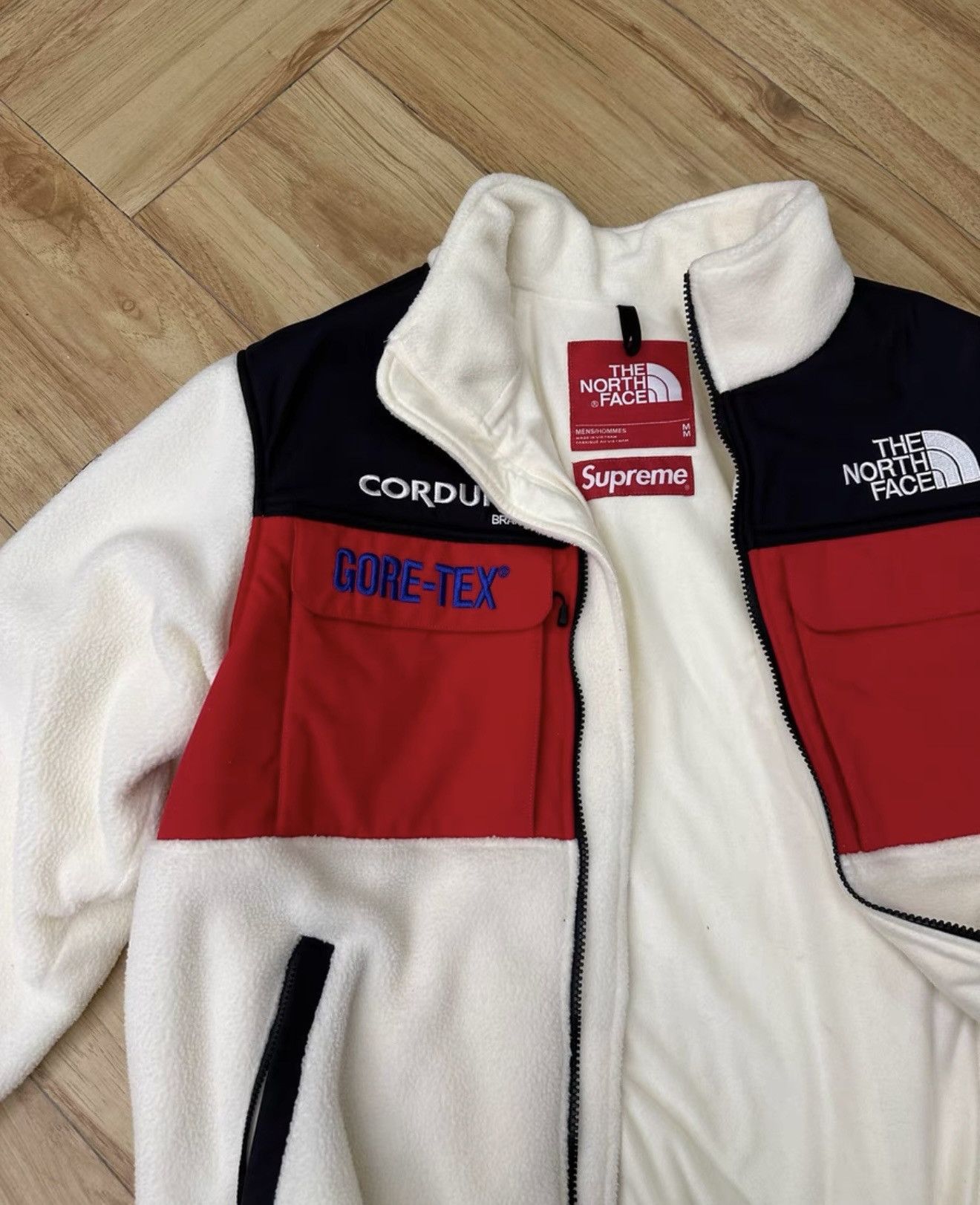 The North Face Supreme tnf north face expedition fleece jacket white red Size US M / EU 48-50 / 2 - 2 Thumbnail