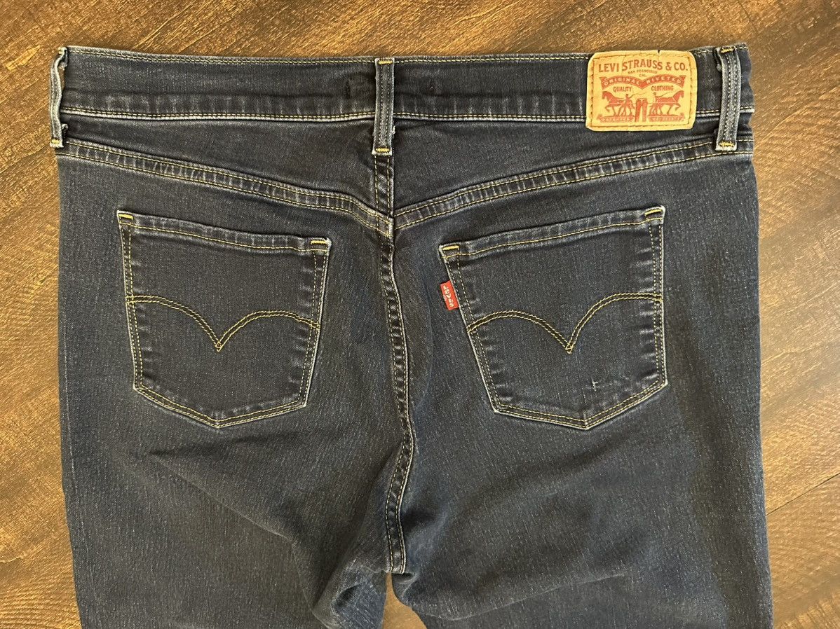 Levi's Levi's Women's 311 Shaping Skinny Jeans-Size 32x30 Size 32" / US 10 / IT 46 - 10 Thumbnail