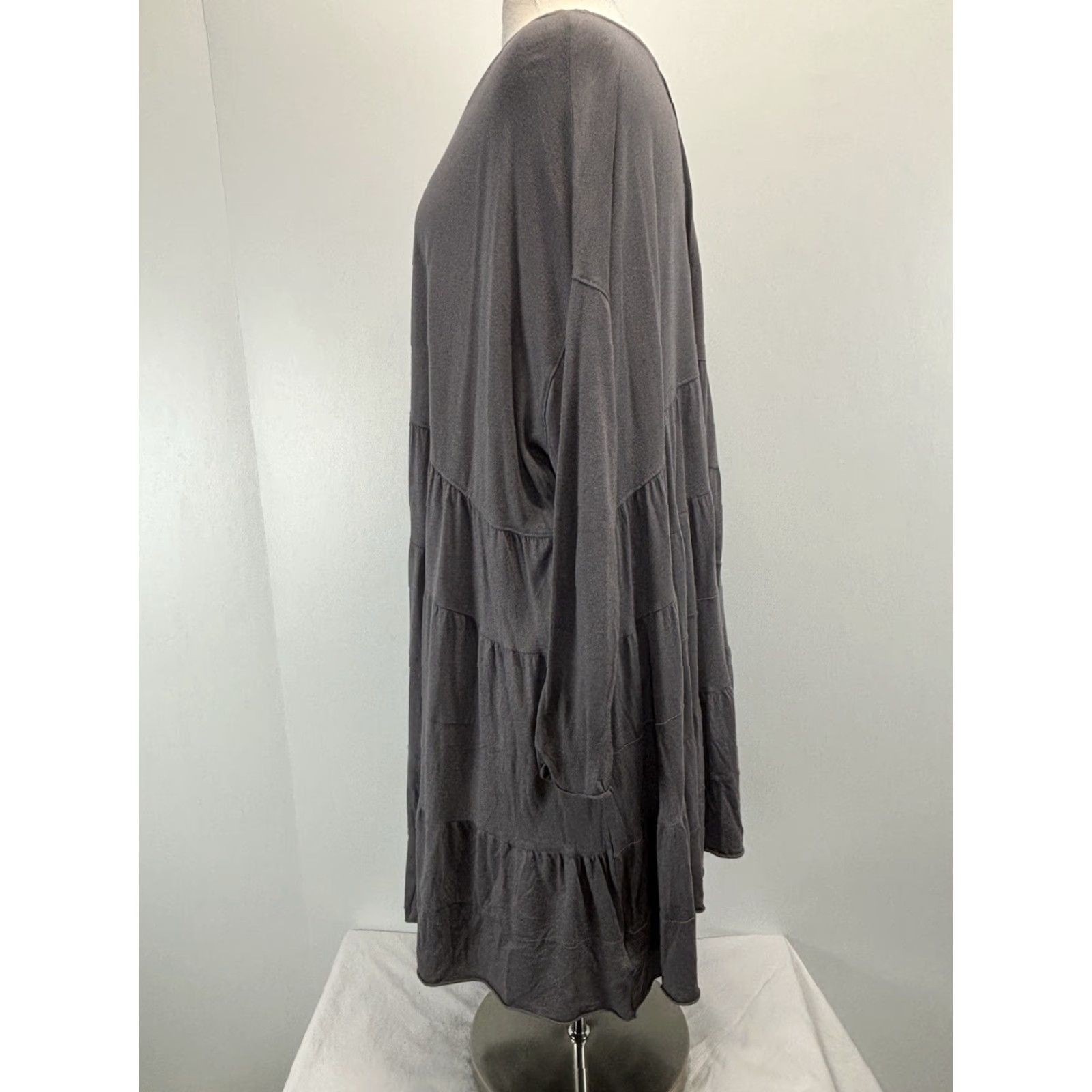 Free People Free People Dress Shirt Womens M/L Grey Oversized Tunic Boho Crew Neck Casual Vintage? No Size M / US 6-8 / IT 42-44 - 2 Thumbnail
