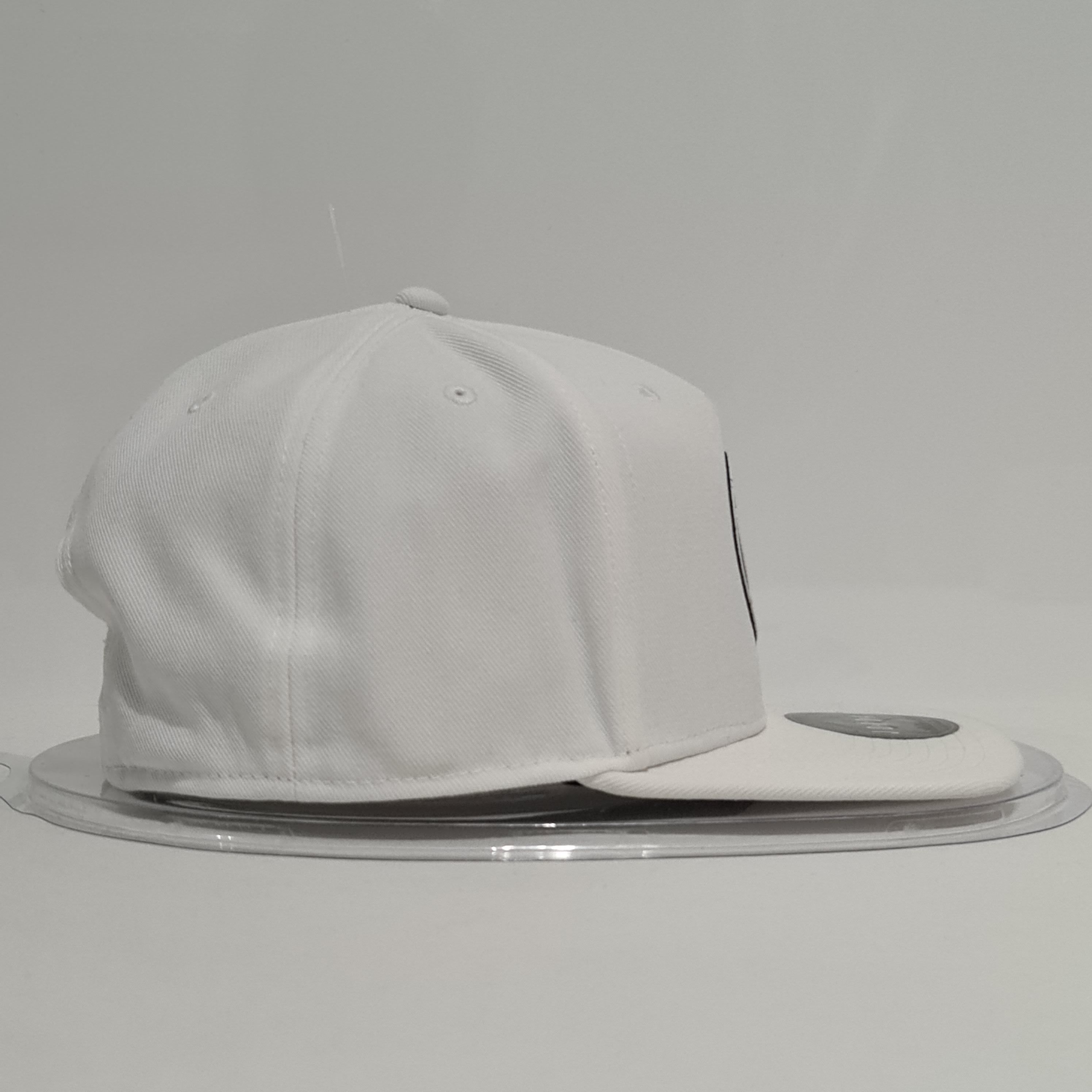 Jordan Brand Jordan Cap Snapback 'AJ1 x Paris Saint-Germain' White Size ONE SIZE - 4 Thumbnail