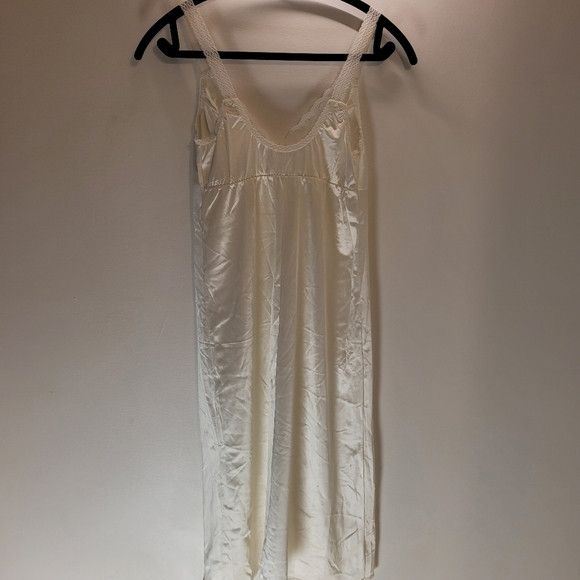 Vintage Reitmans Vintage 70s Rosebud Slip Dress Whipped Cream - 36 Size ONE SIZE - 2 Thumbnail