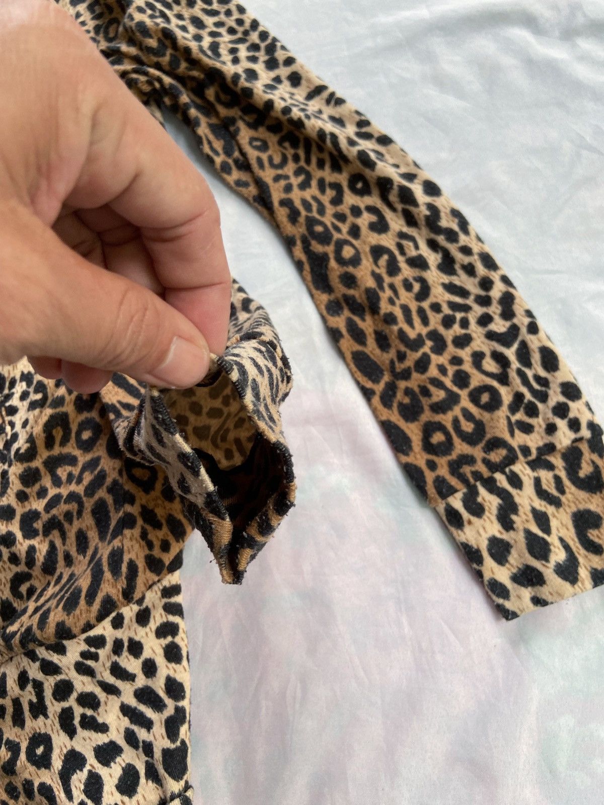 Japanese Brand JAPANESE LEOPARD PATTERN UKNOW BRAND Size US M / EU 48-50 / 2 - 10 Thumbnail