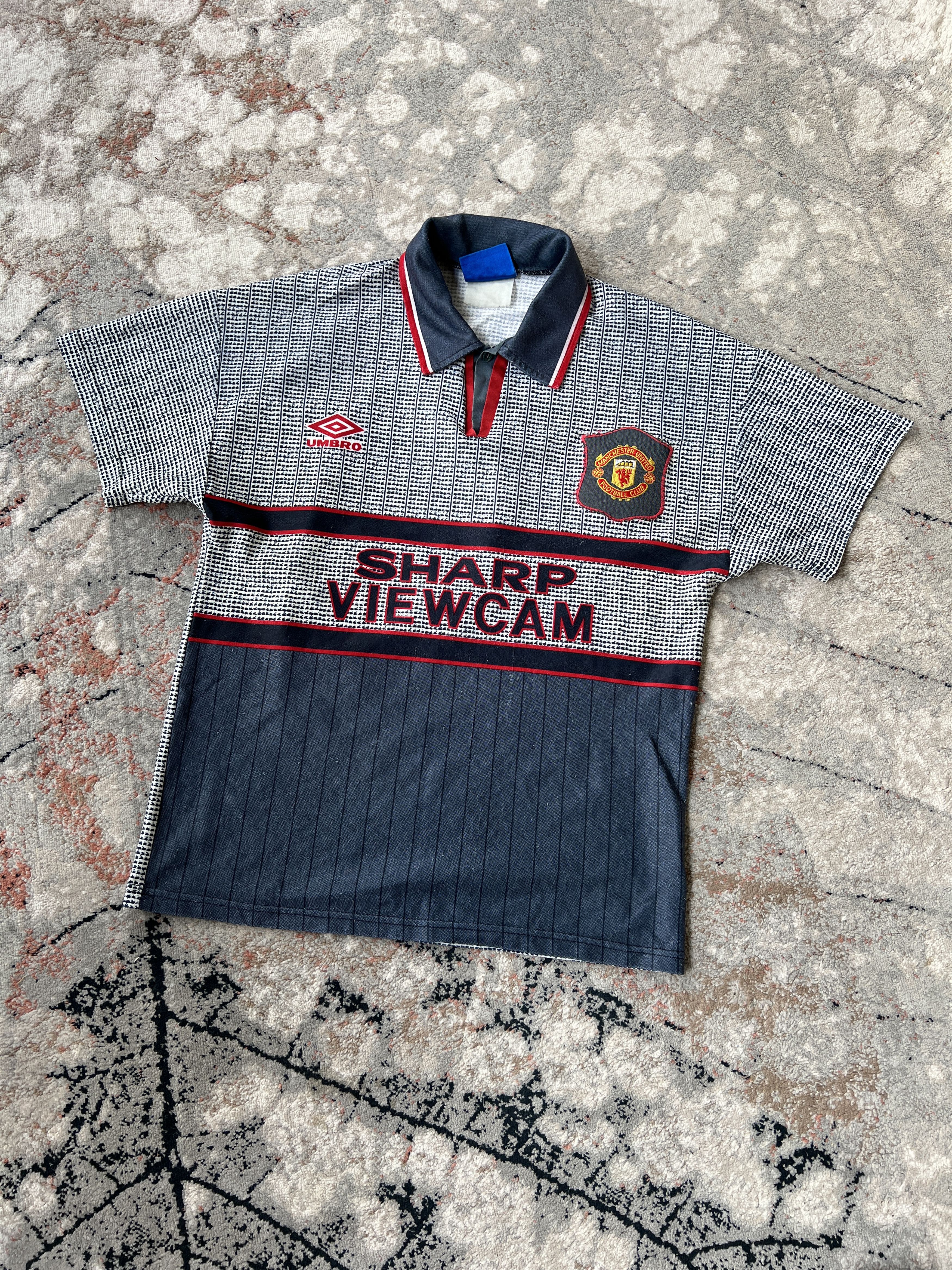 Umbro Sharp Manchester United | Grailed