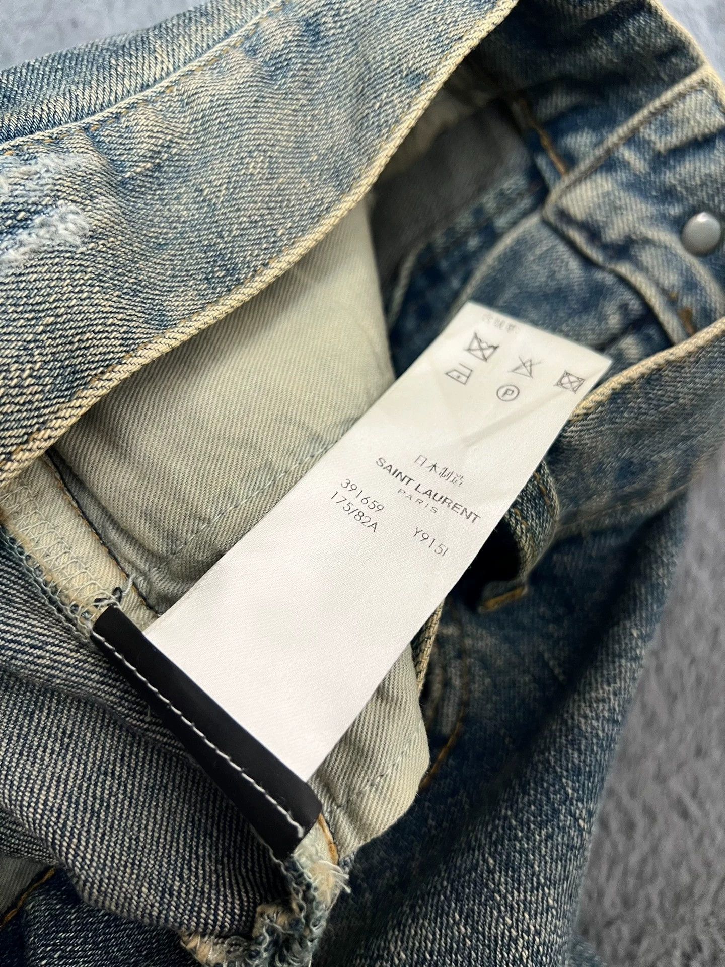 Saint Laurent Paris Authentic Saint Laurent SLP washed blue "Damage" jeans Size US 31 - 4 Thumbnail