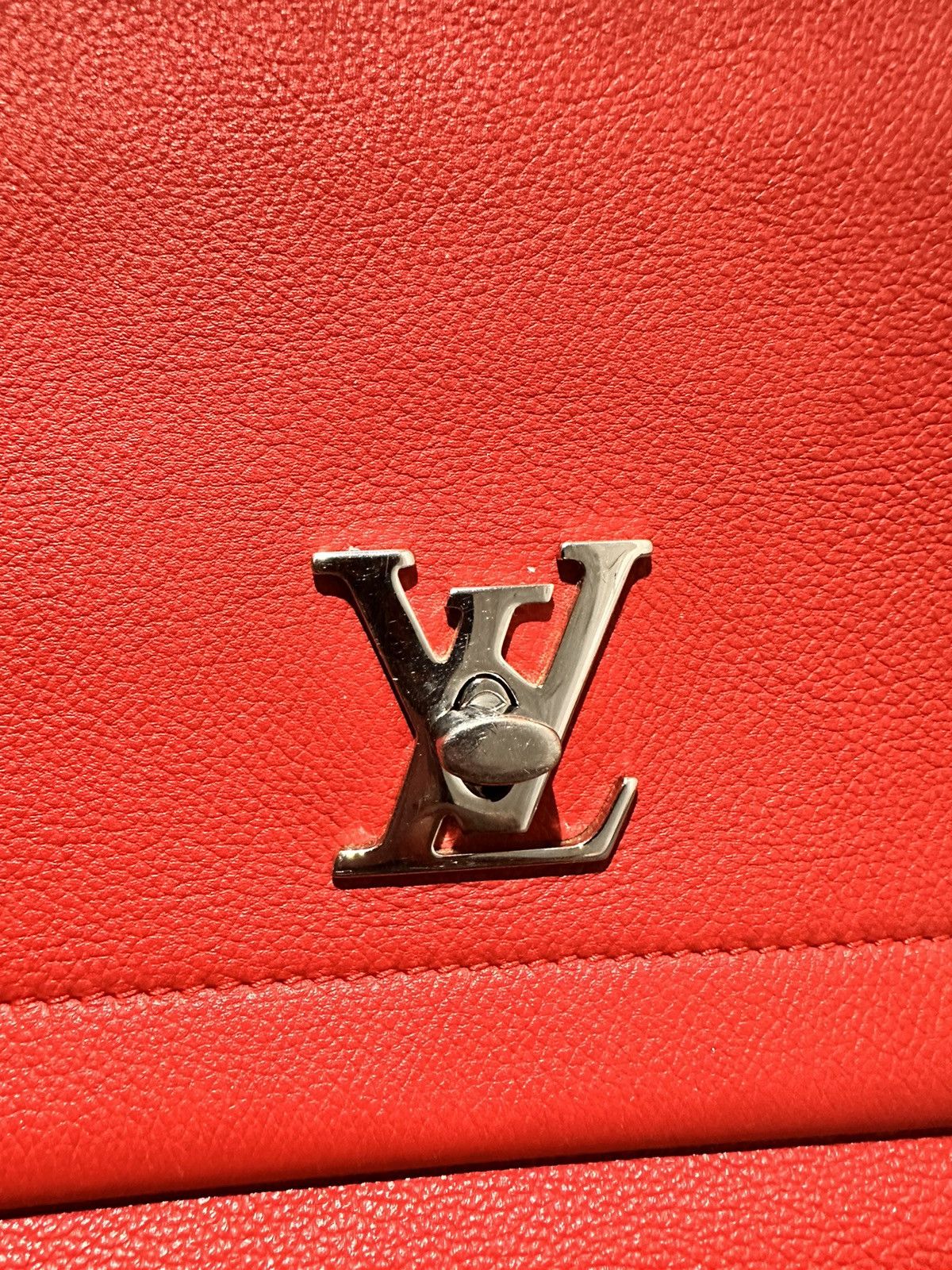 Louis Vuitton Louis Vuitton Red 2 Me Lock Size ONE SIZE - 12 Thumbnail