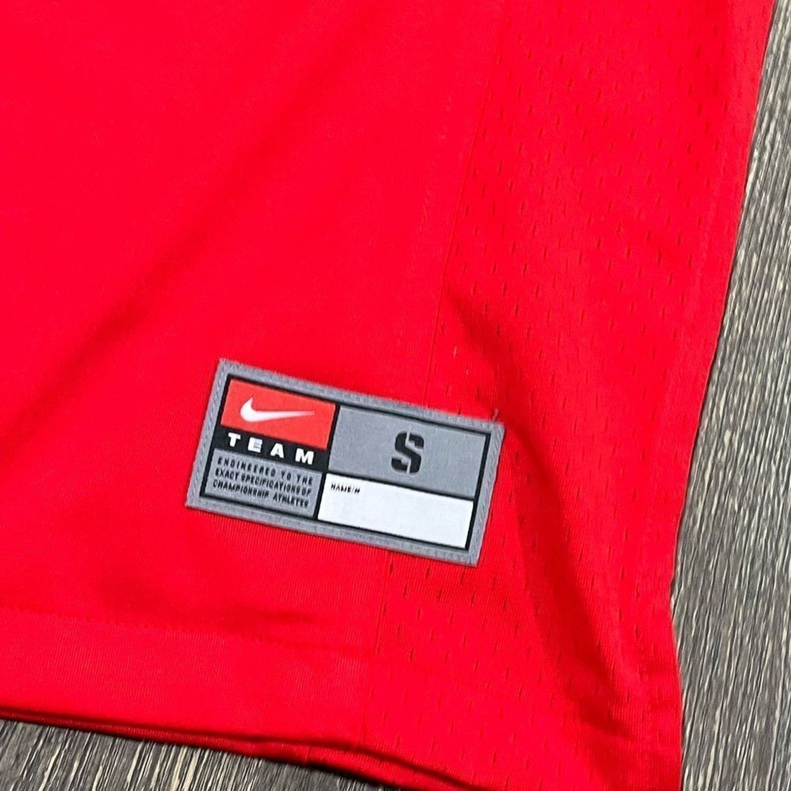 Nike NWOT Nike Team Jersey V-Neck Swoosh Logo Print Red White S Size US S / EU 44-46 / 1 - 3 Thumbnail