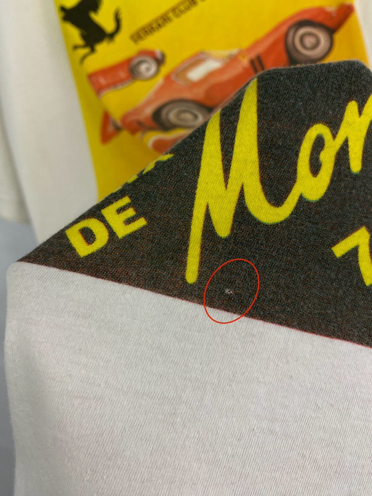 Pin's Ferrari F40 – Grand Prix De Montreux 1990, Arthus Bertrand, émail, France, Rare