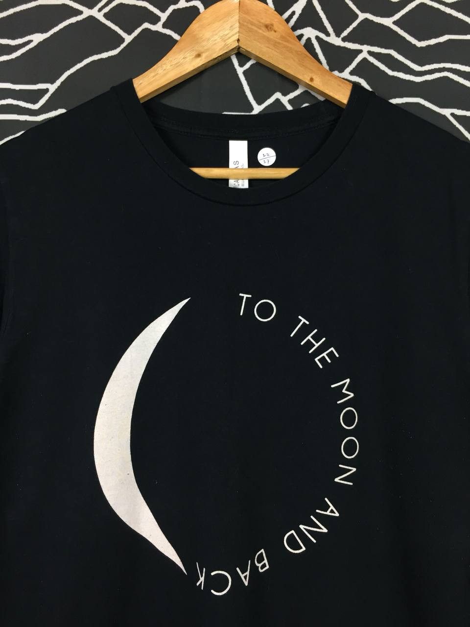 Vintage To The Moon And Back Graphic Minimalist Tee Size US L / EU 52-54 / 3 - 3 Thumbnail