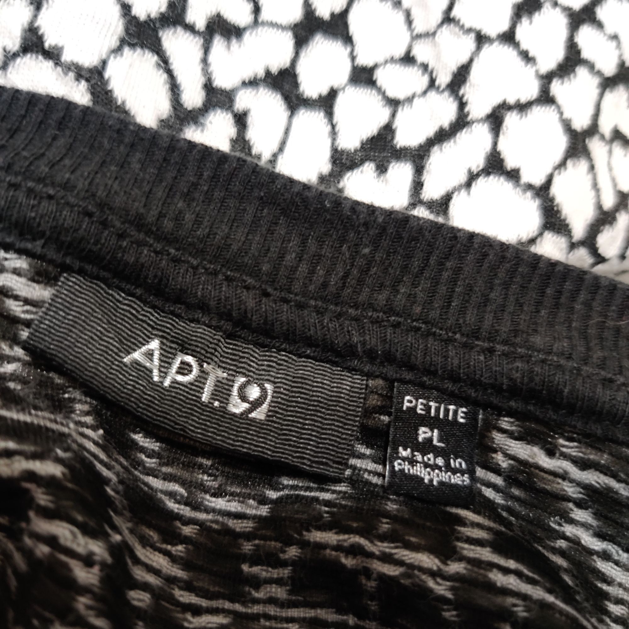 Apt. 9 APT 9 Petite L Black White Textured Animal Print Long Sleeve Size L / US 10 / IT 46 - 8 Thumbnail