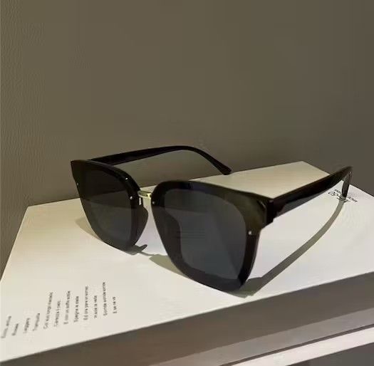 Vintage Vintage round frame sunglasses Size ONE SIZE - 2 Thumbnail
