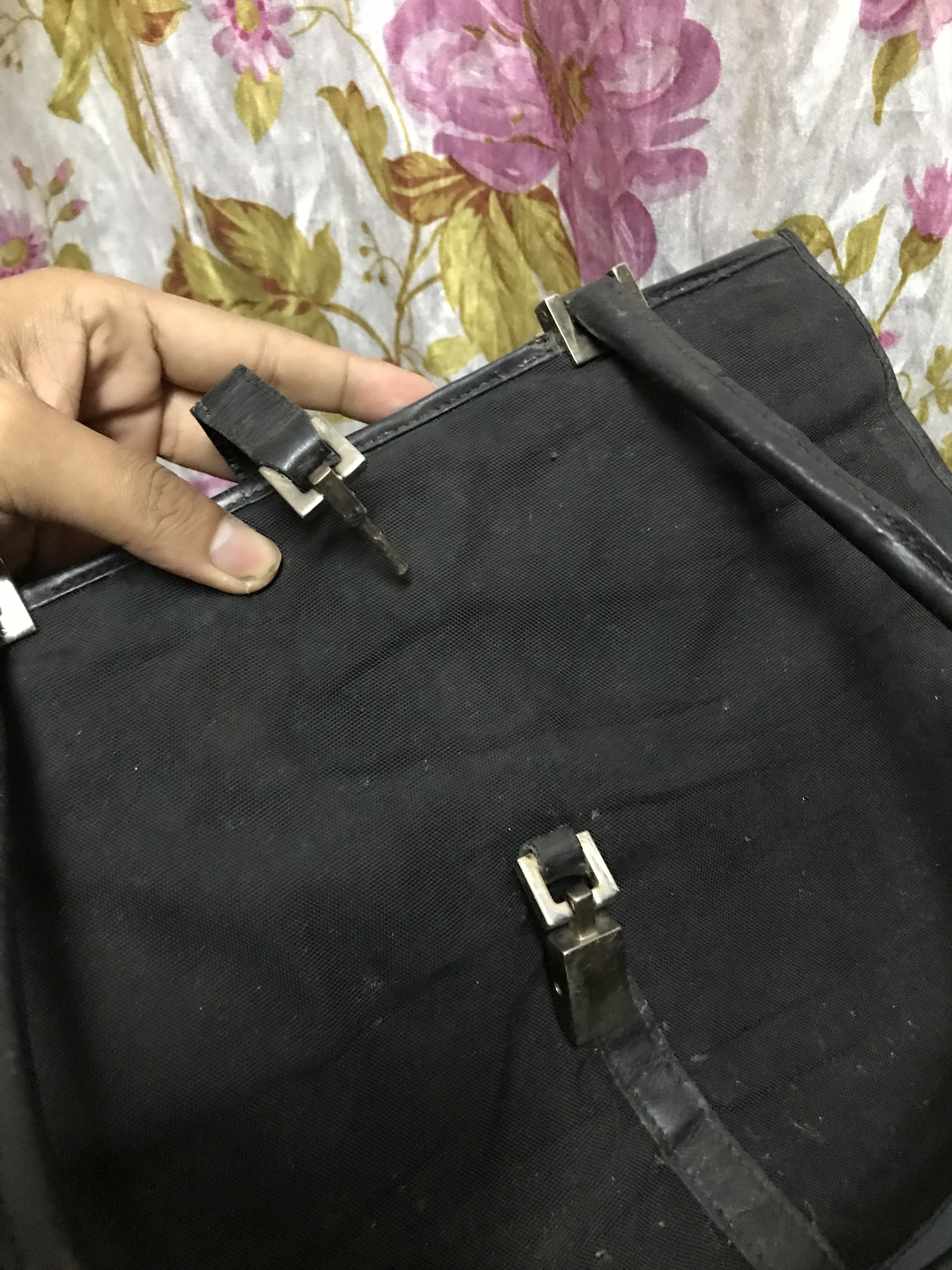 Gucci Authentic Gucci Black Bag Size ONE SIZE - 8 Thumbnail