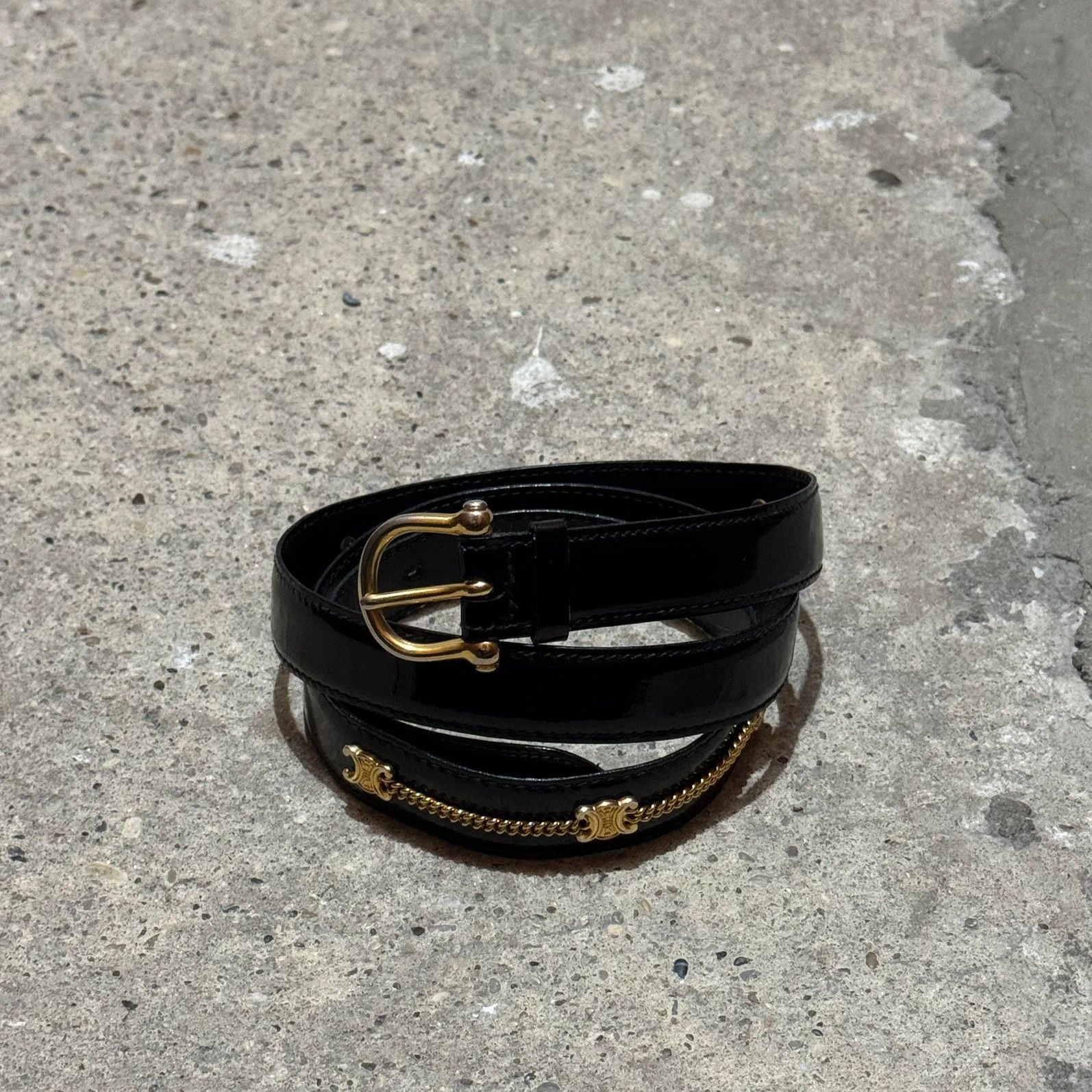 【人気/関税/送料込み】 Celine Large Triomphe Belt in Vintage CELINE 760$ Men's Large Triomphe Buckle Belt - Camel Brown