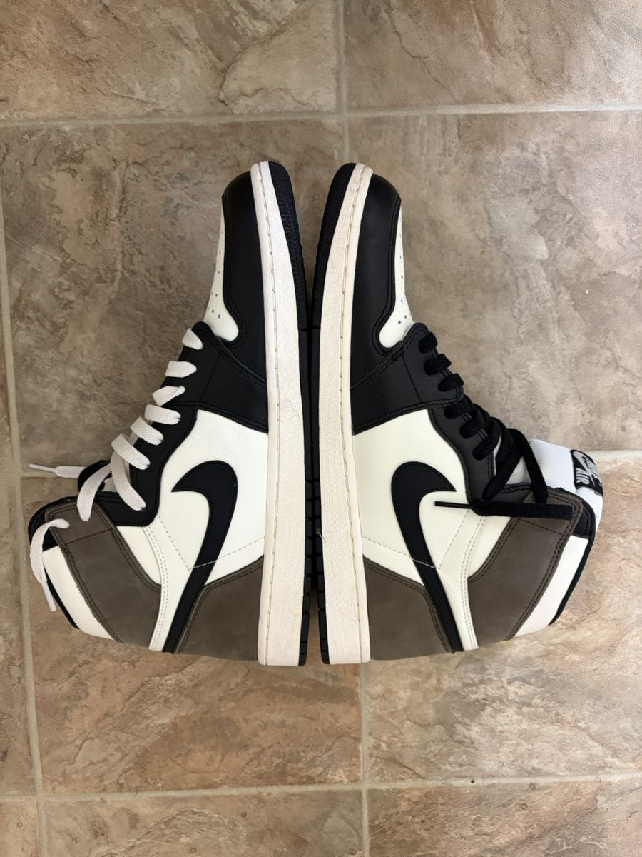 Jordan Brand Jordan 1 Retro High “Dark Mocha” Size US 13 / EU 46 - 6 Thumbnail