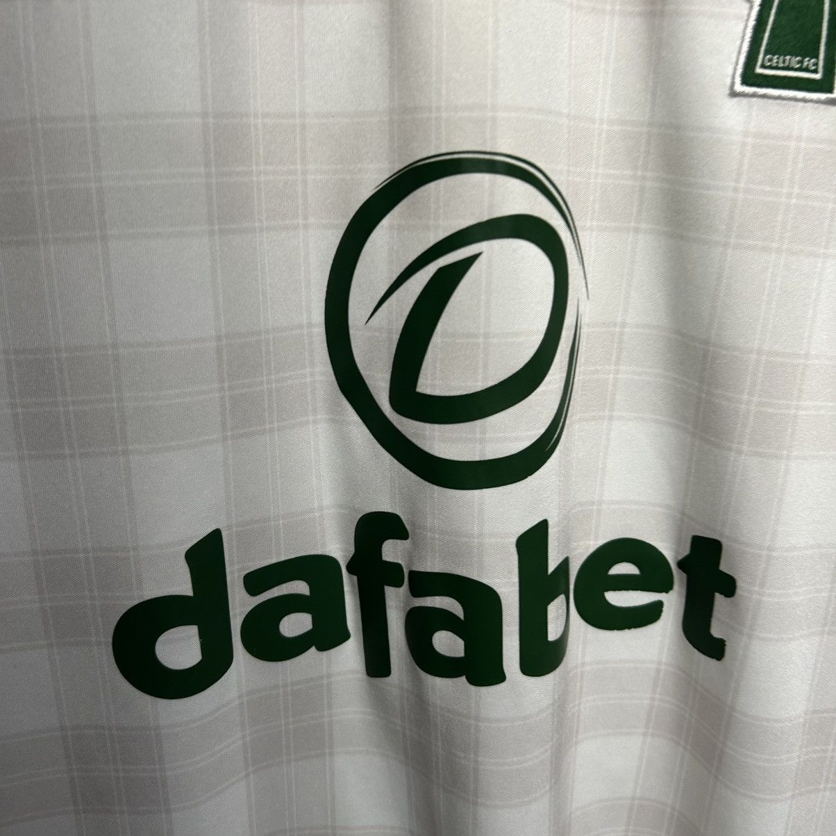 New Balance Mens New Balance FC Celtic Home Soccer jersey size M Size US M / EU 48-50 / 2 - 5 Thumbnail