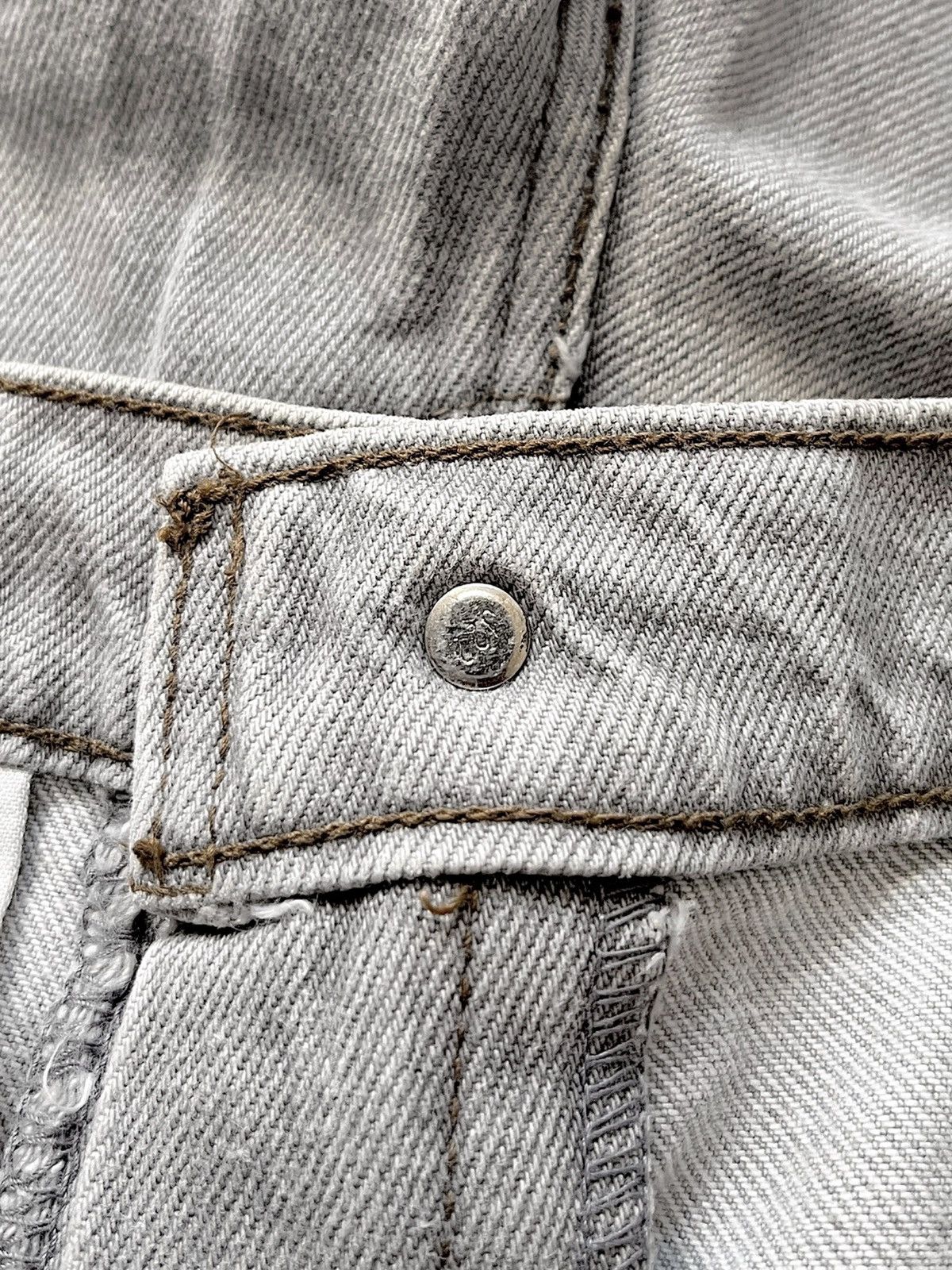 Japanese Brand 92’ Levi’s 509 Made In Japan Distressed Denim Pants Size US 32 / EU 48 - 9 Thumbnail