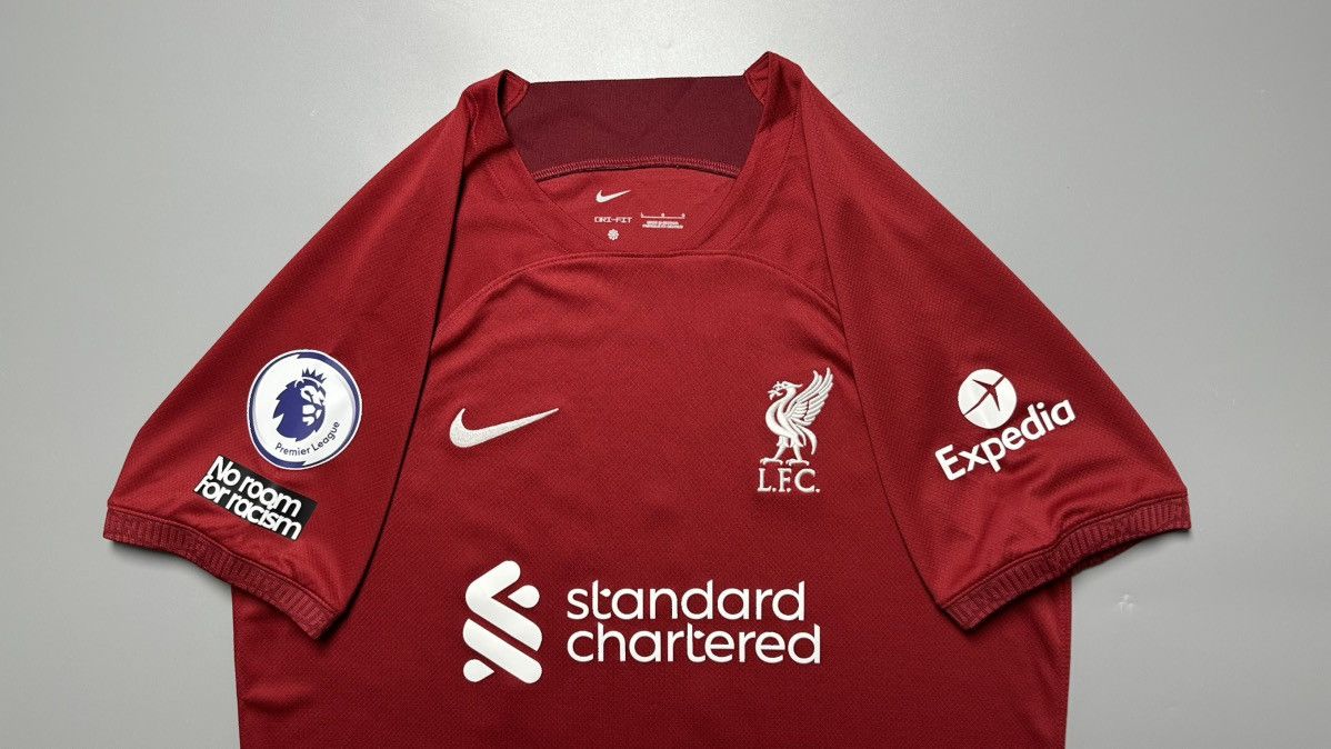 Vintage LIVERPOOL NIKE 2022/2023 FOOTBALL HOME JERSEY #20 DIOGO JOTA Size US L / EU 52-54 / 3 - 3 Thumbnail