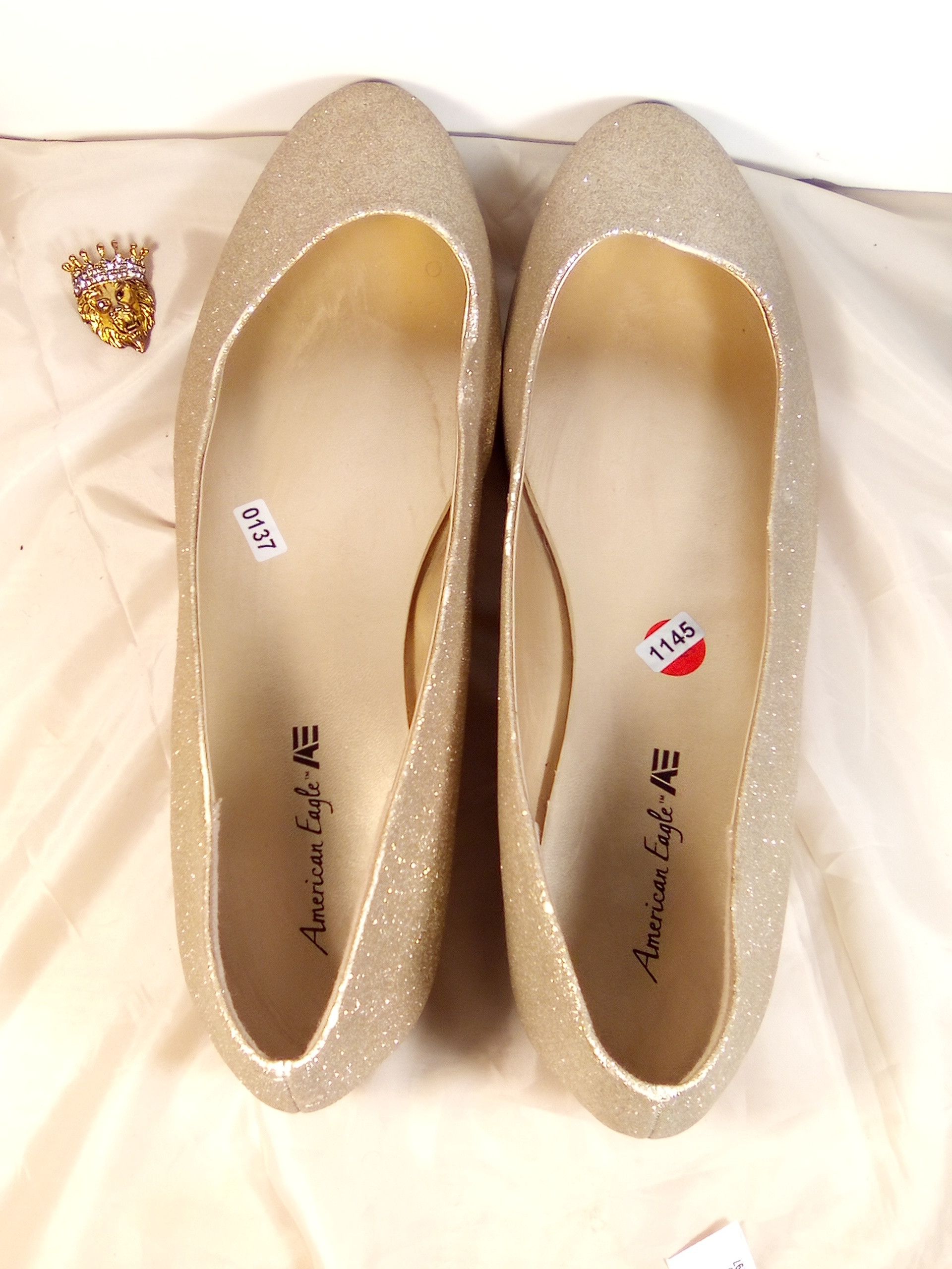 American Eagle Outfitters AMERICAN EAGLE GOLDEN FLATS SZ 13 FASHION CASUAL SHOE Size US 11.5 / IT 41.5 - 7 Thumbnail