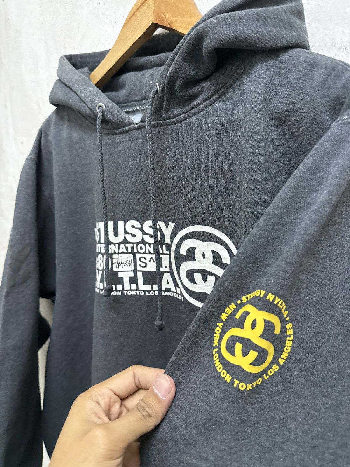 Stussy Distressed 2000s Stussy NYLTLA Thrash Hoodie Size US L / EU 52-54 / 3 - 4 Thumbnail