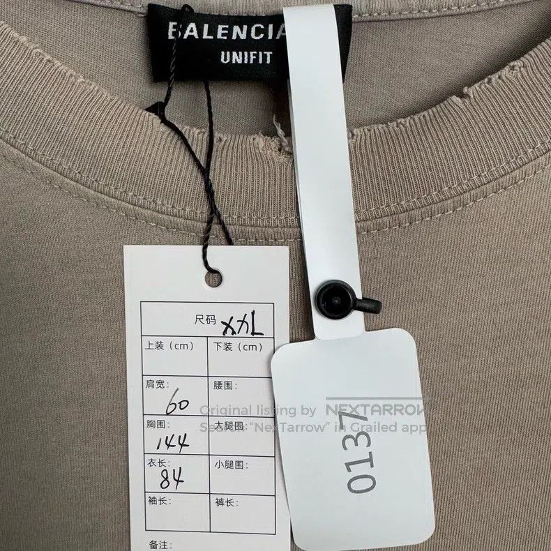 Balenciaga Balenciaga Mosaic Destroyed Letter Logo Short Sleeve XXL Size US XXL / EU 58 / 5 - 2 Thumbnail