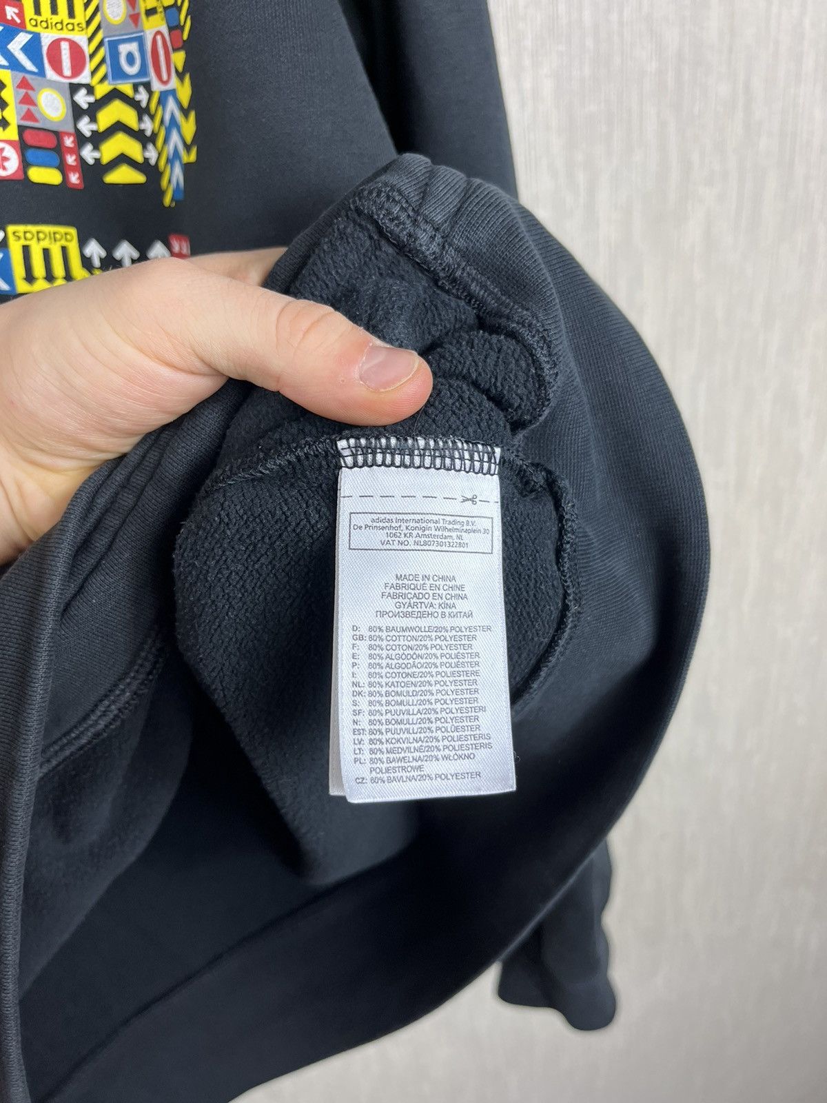 Adidas × Vintage Vintage Adidas y2k hoodie sweatshirt big logo road signs Size US L / EU 52-54 / 3 - 18 Thumbnail