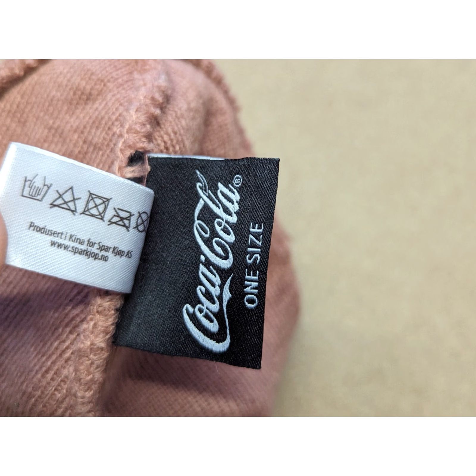 Vintage VINTAGE Coca Cola Pink Beanie Hat One Size Plain Original Size ONE SIZE - 2 Thumbnail