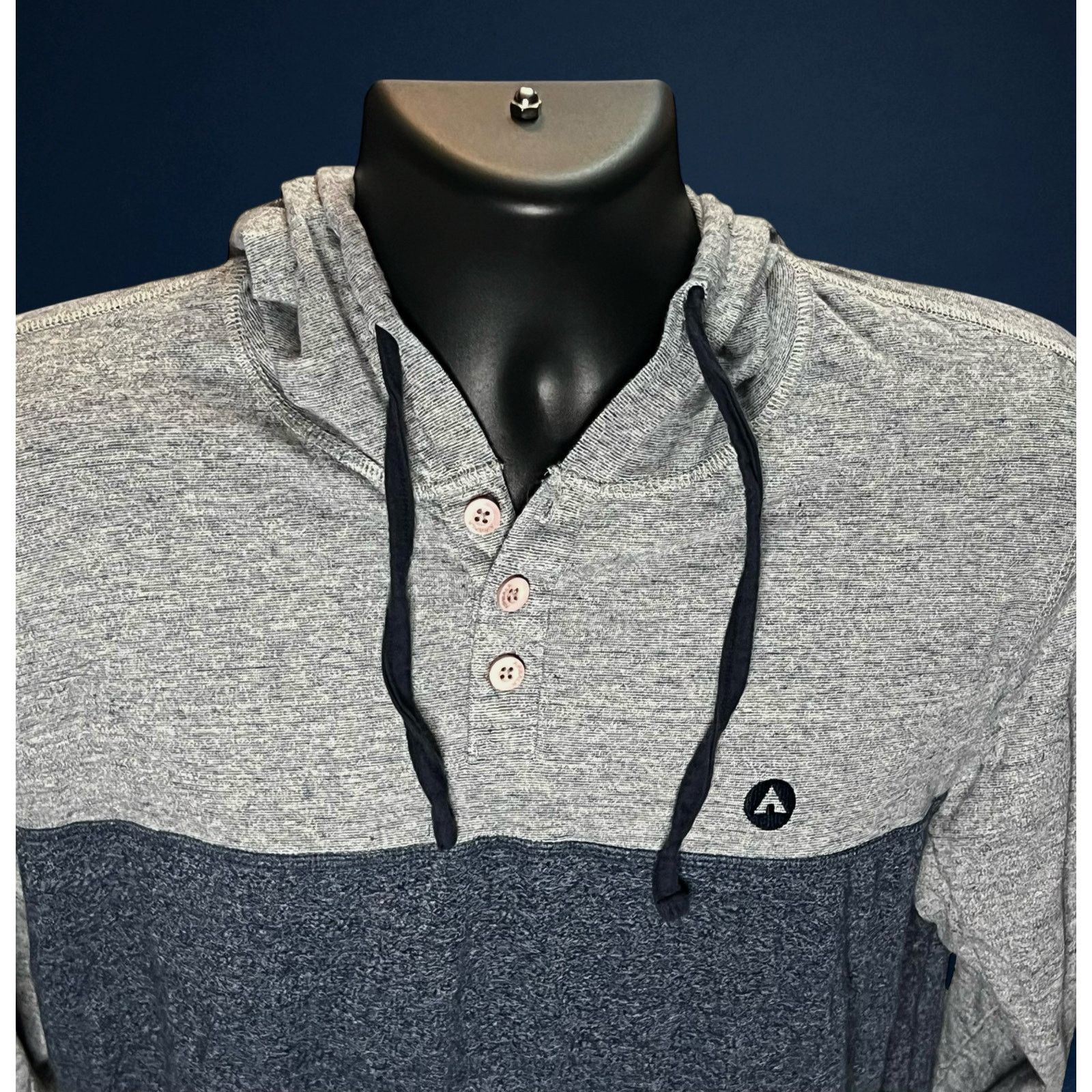 Airwalk Airwalk Men’s Medium Long Sleeve Hoodie Pullover Gray Navy Size US M / EU 48-50 / 2 - 4 Thumbnail