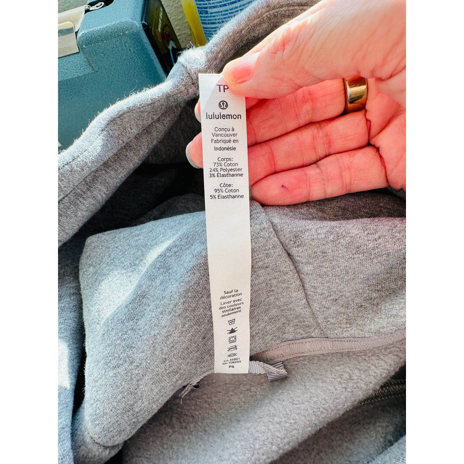 Lululemon Lululemon Gray Long Sleeve Front Pouch Pullover Hoodie XS Size XS / US 0-2 / IT 36-38 - 7 Thumbnail