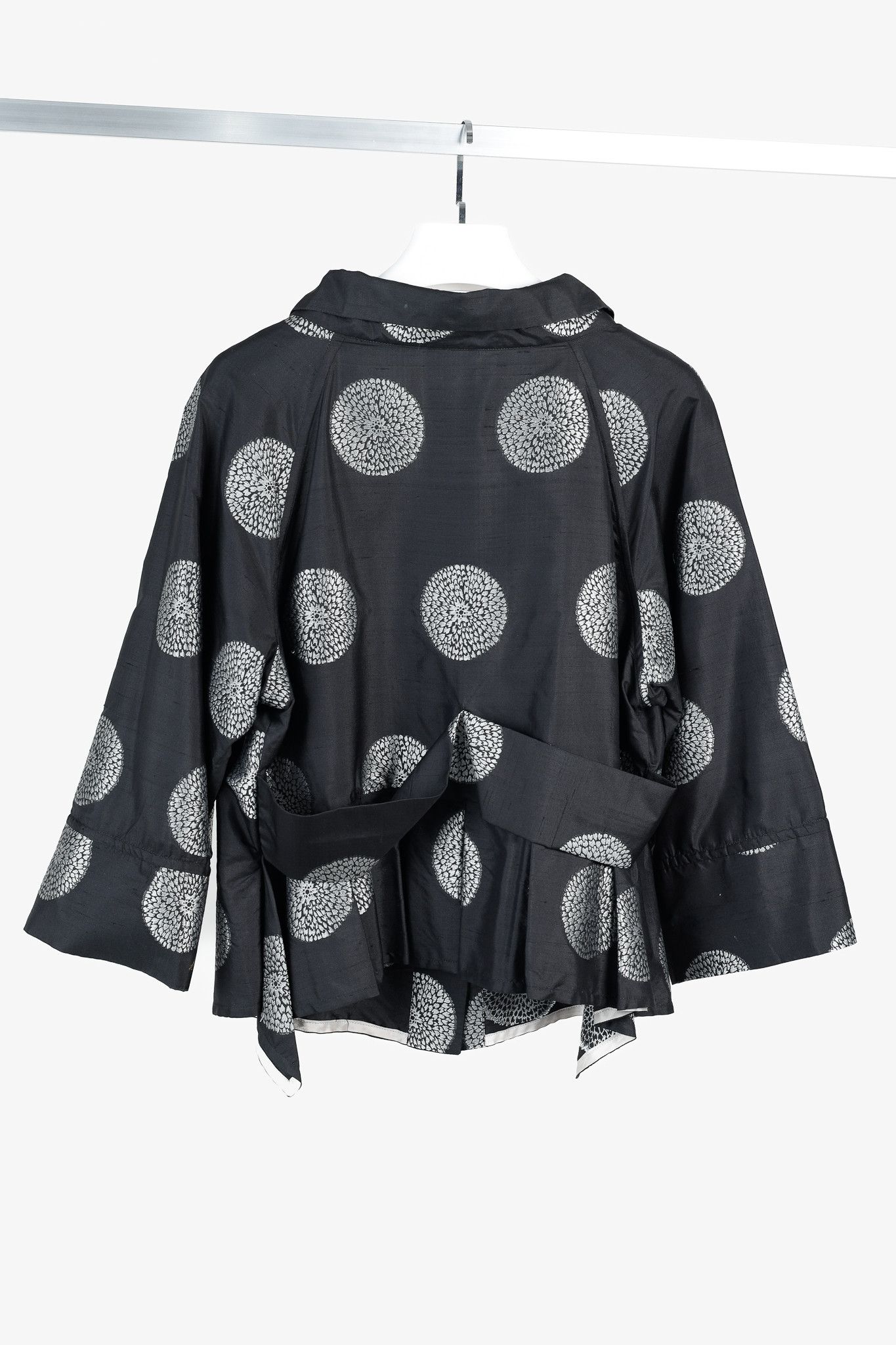 Armani Collezioni Armani Collezioni Black Shantung Mandala-Jacquard Jacket Size L / US 10 / IT 46 - 2 Thumbnail
