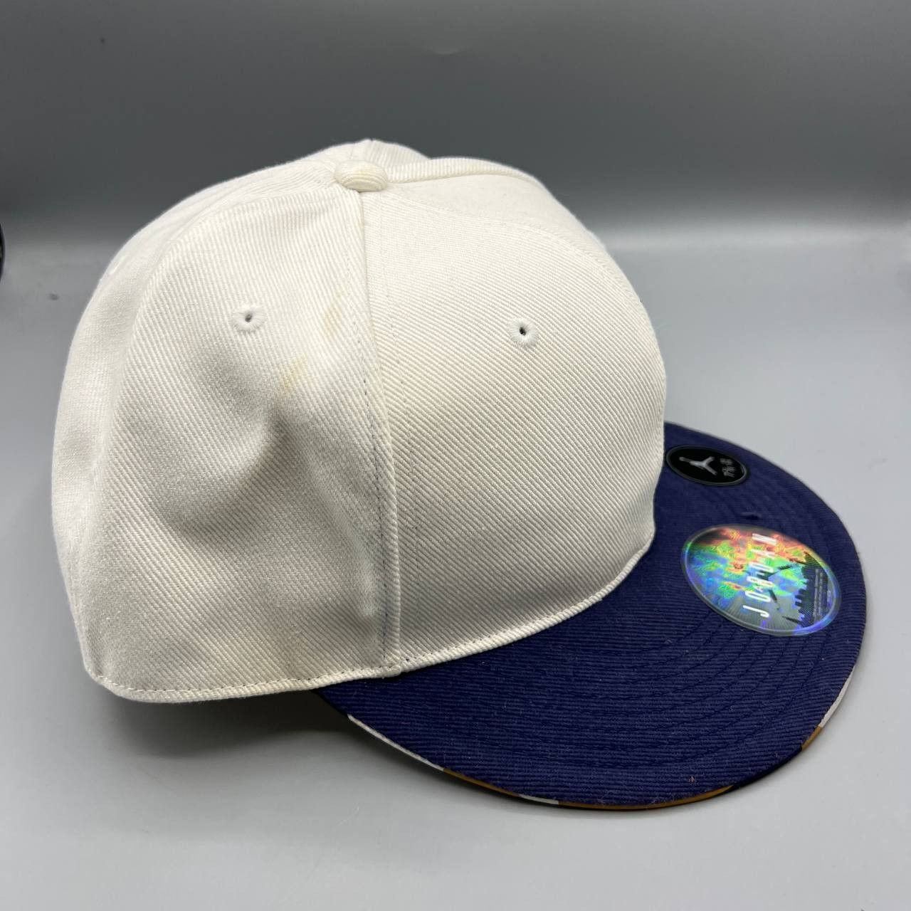 Jordan Brand Air Jordan 23 Hat Men 7 3/8 Embroidered Jumpman Fitted Cap Size ONE SIZE - 4 Thumbnail