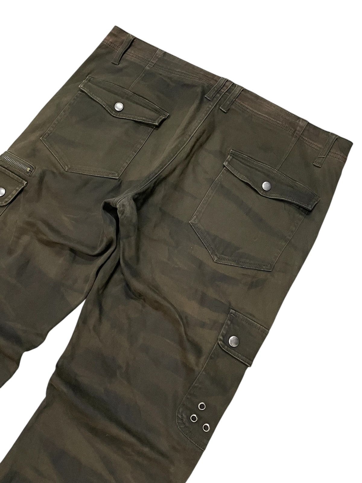 Japanese Brand × Tornado Mart × semanticdesign Semantic Design Japan Bondage Camo Cargo Pants Size US 34 / EU 50 - 13 Thumbnail