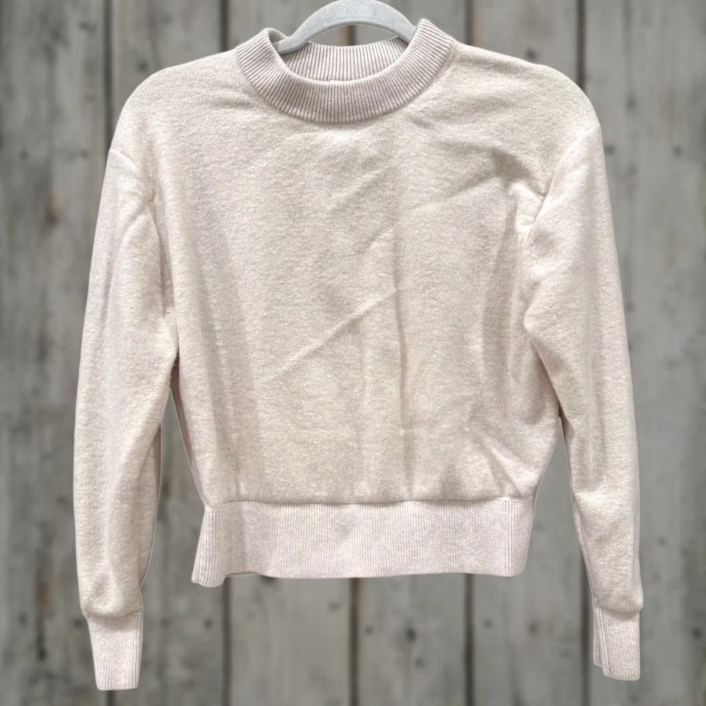Uniqlo Uniqlo Wool Cream Pastel Crew Neck Long Sleeve Pullover Sweater Women Small Size S / US 4 / IT 40 - 1 Thumbnail