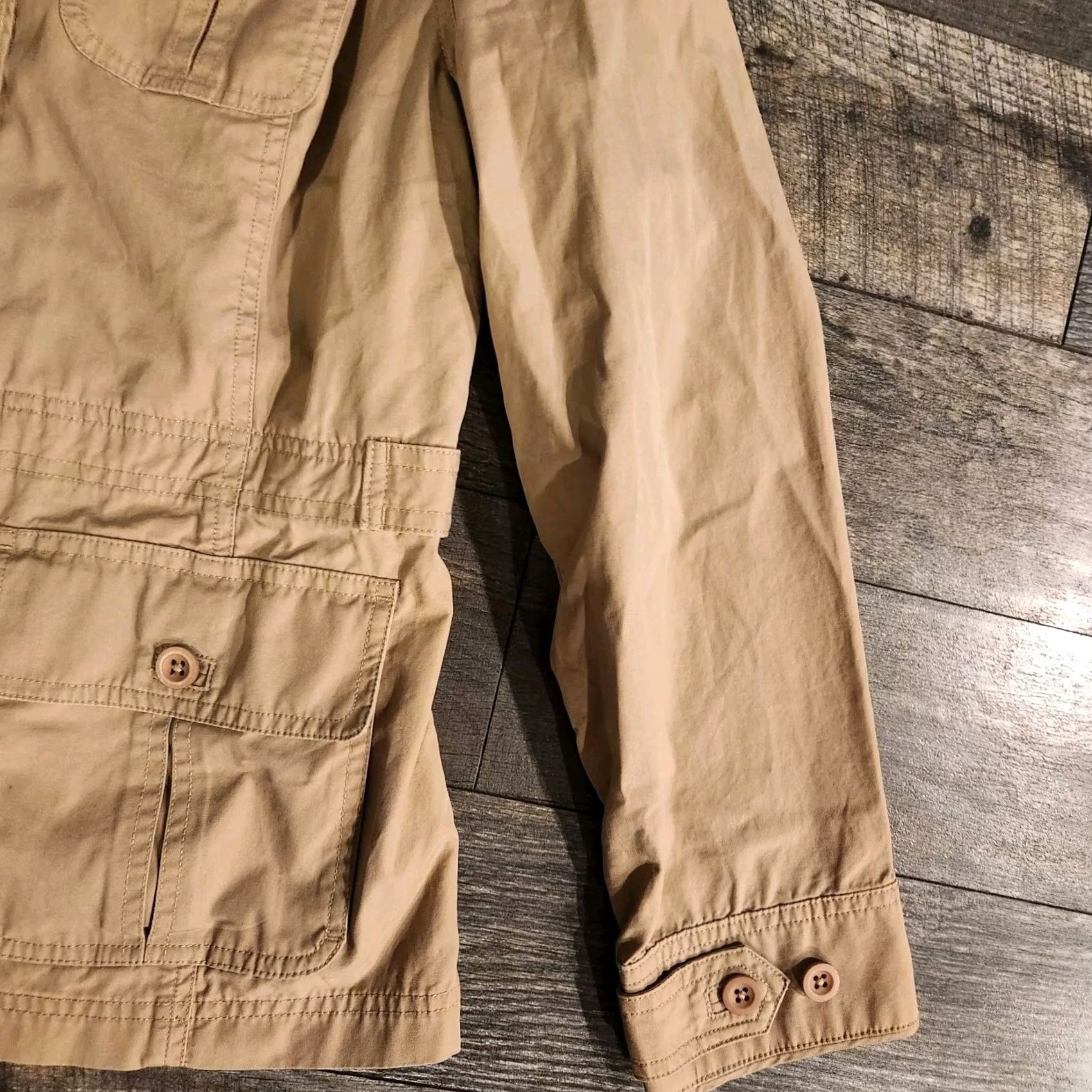 Vintage VINTAGE L.L. Bean Barn Coat Womens Medium Khaki Tan Field Chore Utility Barn Jacket Size M / US 6-8 / IT 42-44 - 4 Thumbnail