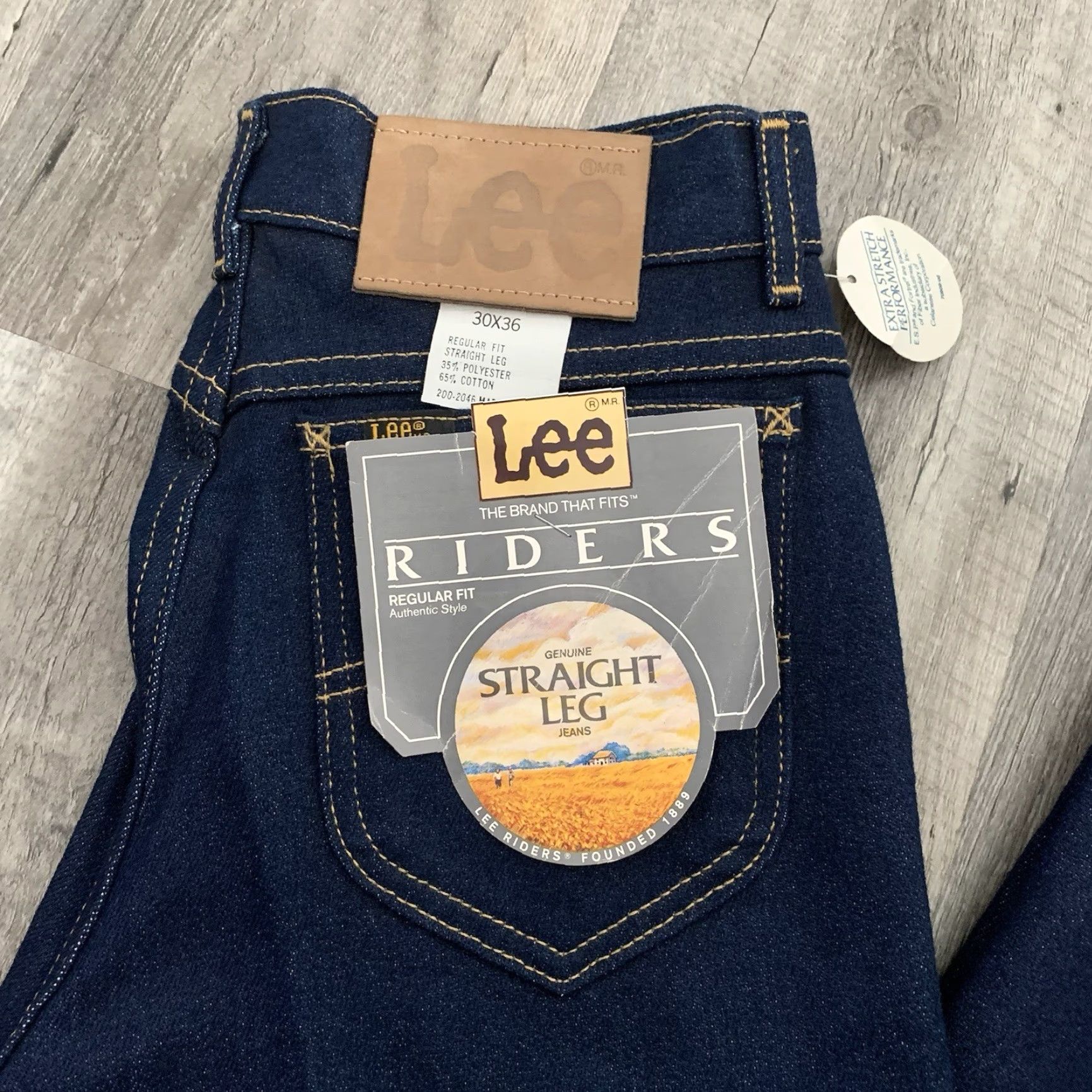 Lee VINTAGE LEE RIDERS JEANS MENS 30x36 REGULAR FIT STRAIGHT LEG DENIM USA MADE Blue 5-Pocket DESIGN Denim Workwear USA Mens Regular Jeans Lee Riders Size US 30 / EU 46 - 4 Thumbnail