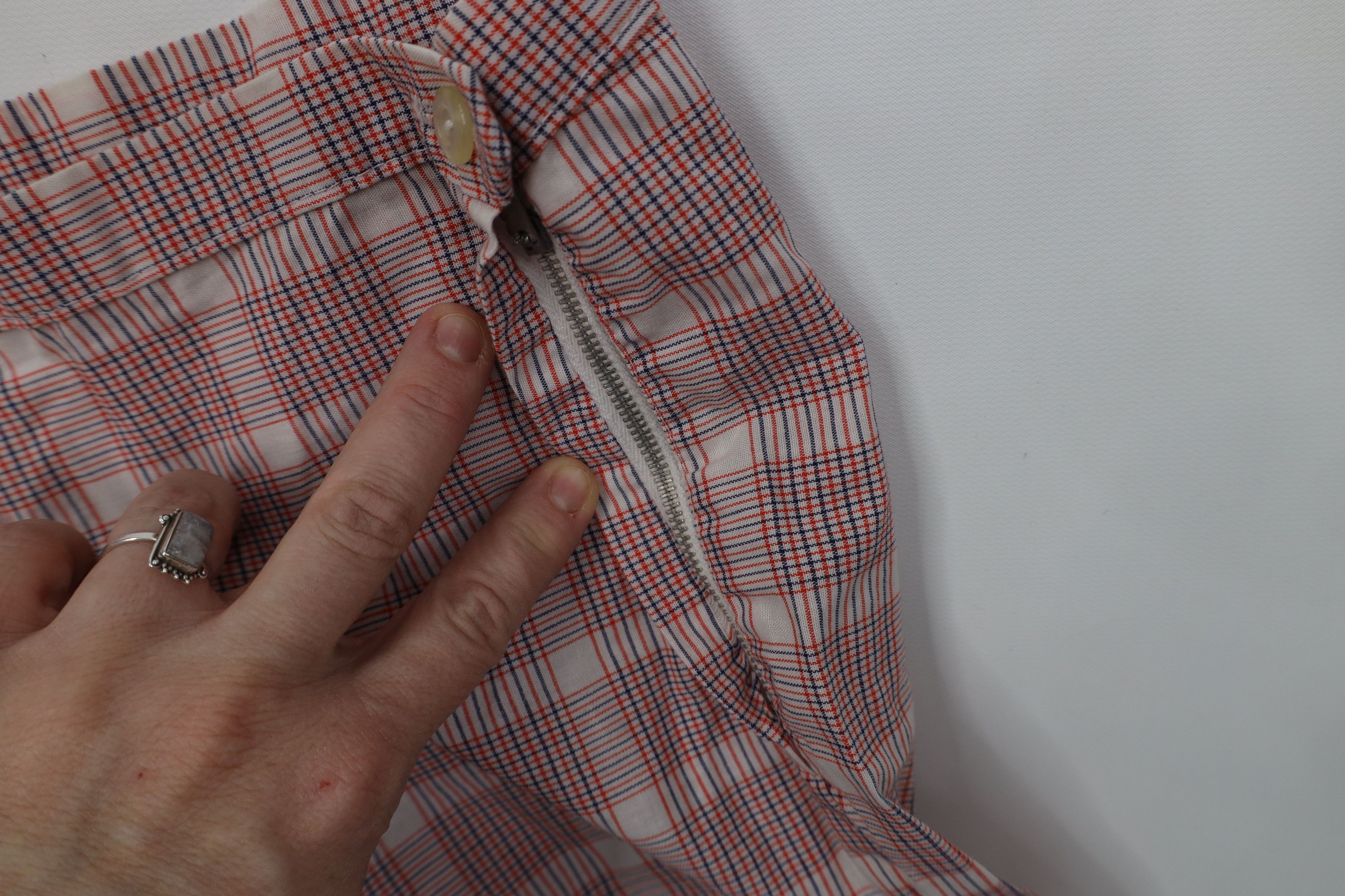 Vintage Vintage 50s Streetwear Lightweight Chino Shorts Red USA Size 30" / US 8 / IT 44 - 5 Thumbnail