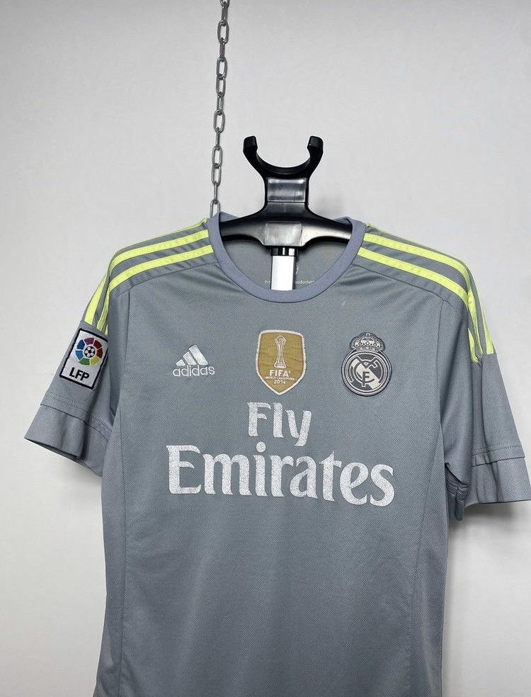 Other Adidas Real Madrid #7 Ronaldo 2015/16 Blockcocre Jersey Size US L / EU 52-54 / 3 - 2 Thumbnail