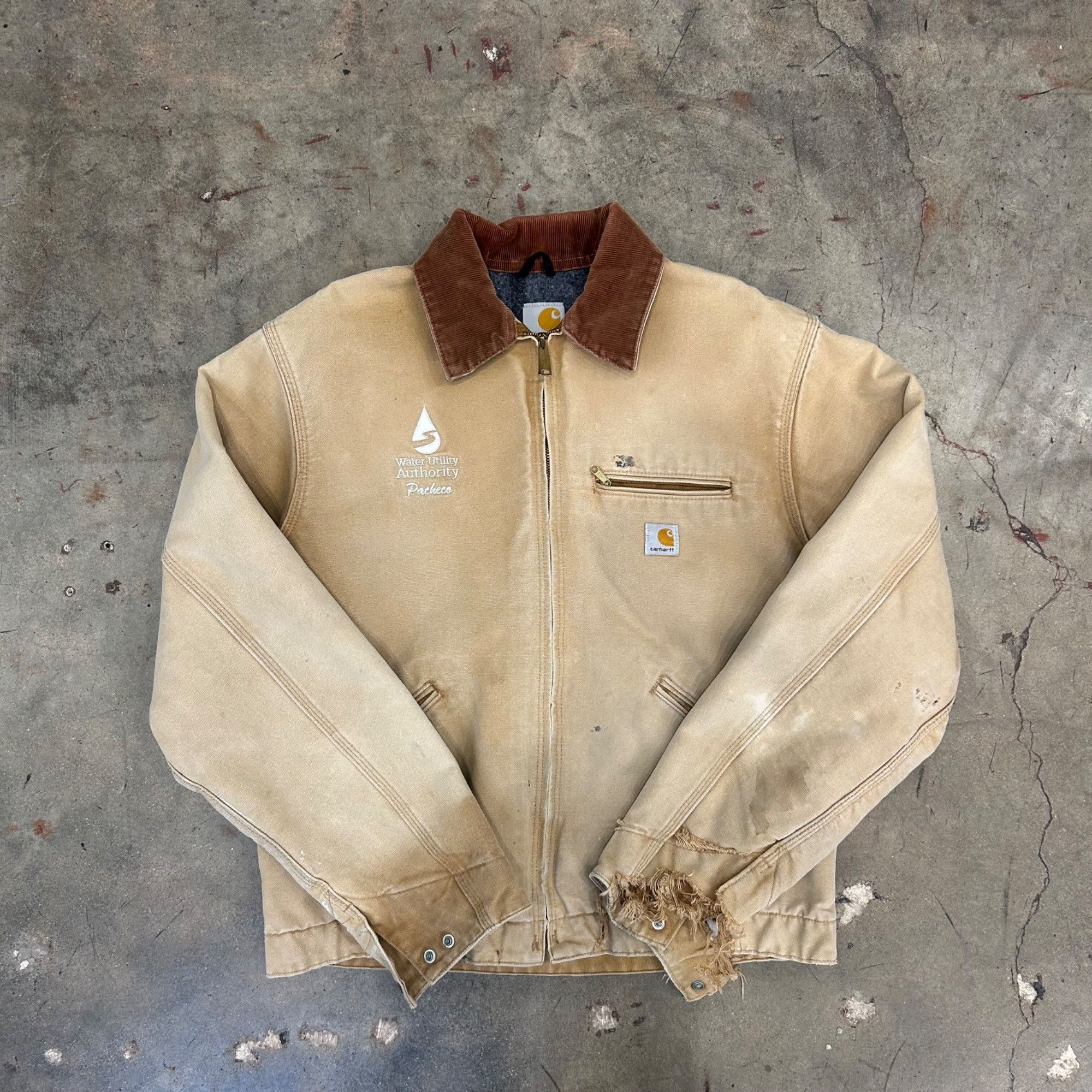 Carhartt Carhartt Beige Canvas Detroit Jacket L Tall Made In USA Dist Size US L / EU 52-54 / 3 - 1 Thumbnail