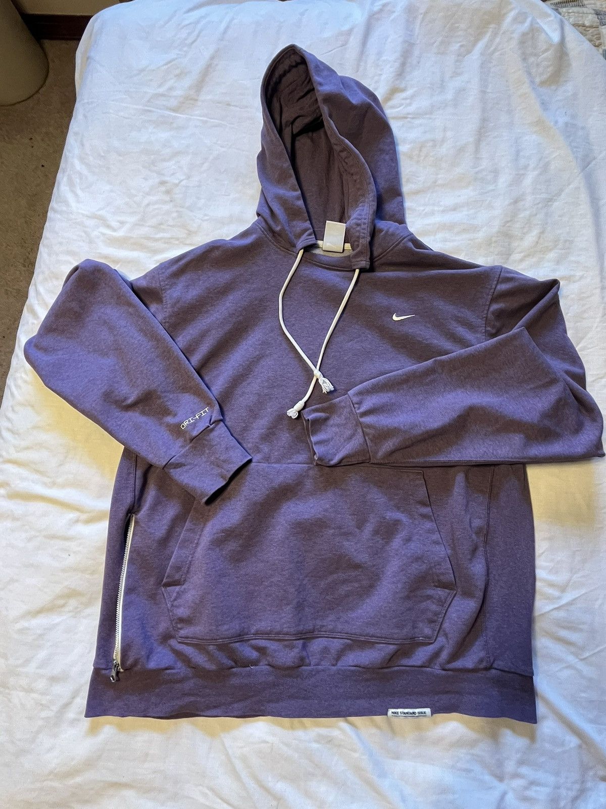 Nike Worn by D1 basketball player 6’8” 210 pounds Size US XL / EU 56 / 4 - 1 Thumbnail