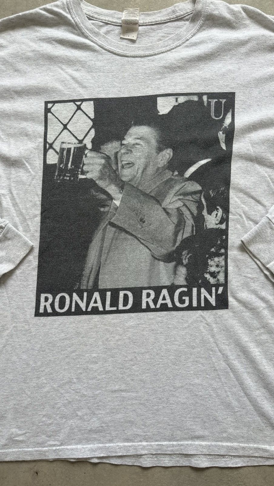Gildan × Vintage PRESIDENT RONALD REAGAN RAGIN’ MEME TEE Size US L / EU 52-54 / 3 - 2 Thumbnail