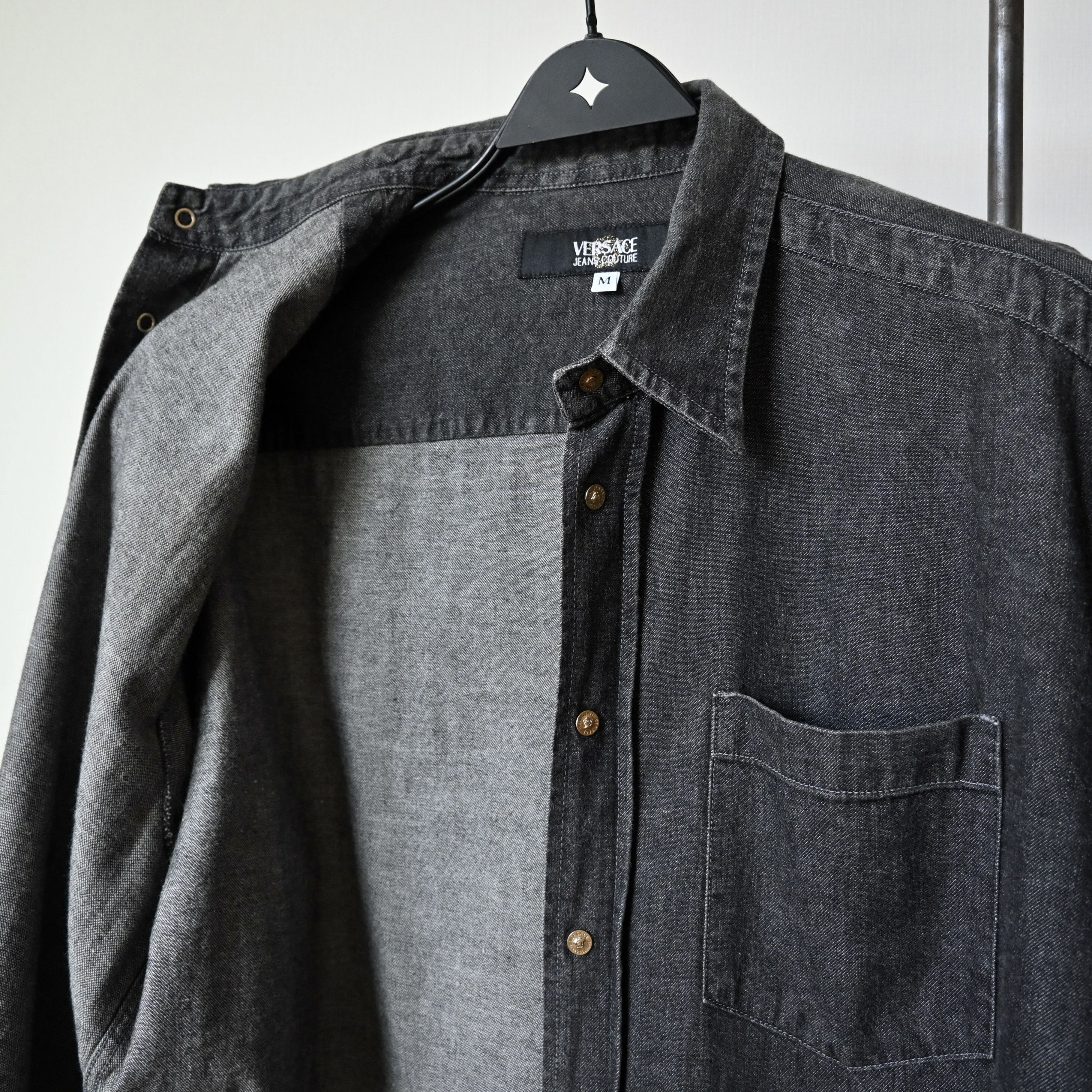 Versace Jeans Couture VTG 2000s VERSACE JEANS COUTURE denim shirt made in Italy Size US M / EU 48-50 / 2 - 12 Thumbnail