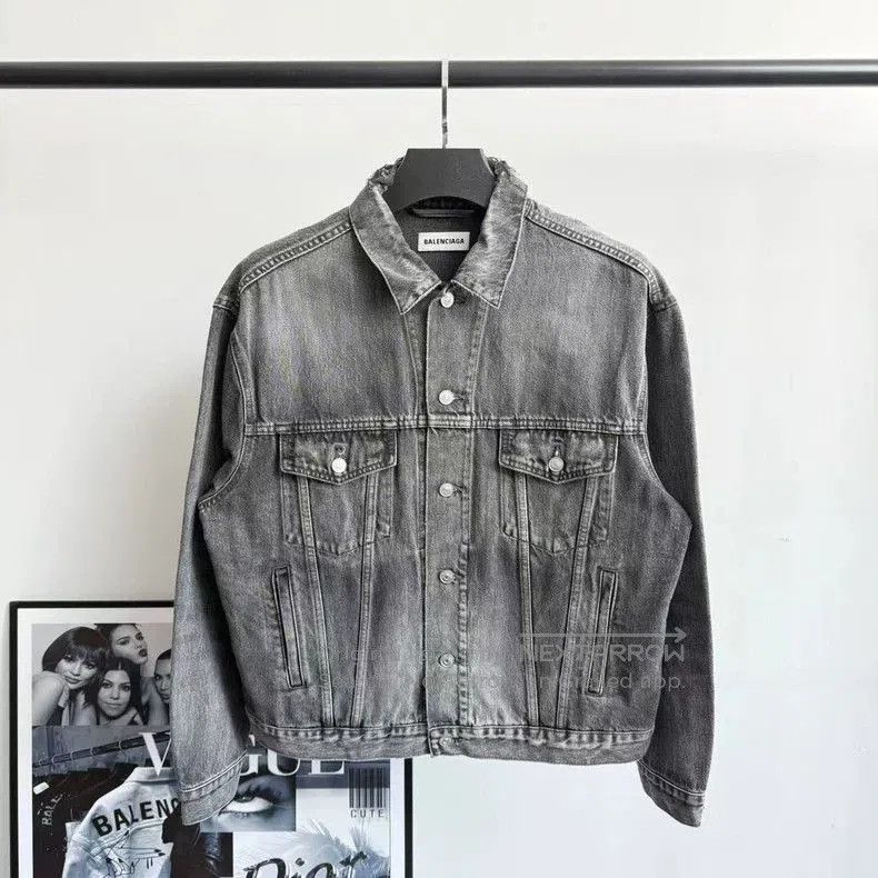 Balenciaga Balenciaga Distressed Gray Denim Jacket. Size US XXS / EU 40 - 2 Thumbnail